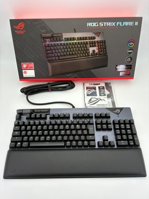 【店頭展示使用品】ASUS ROG Strix Flare II 茶軸 [XA08/STRIX/FLARE/2/NXBN/JP](30日間保証）