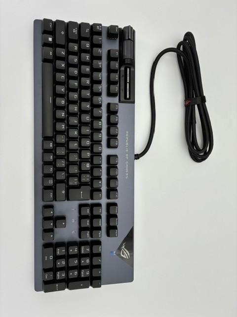 【店頭展示使用品】ASUS ROG Strix Flare II 茶軸 [XA08/STRIX/FLARE/2/NXBN/JP](30日間保証）