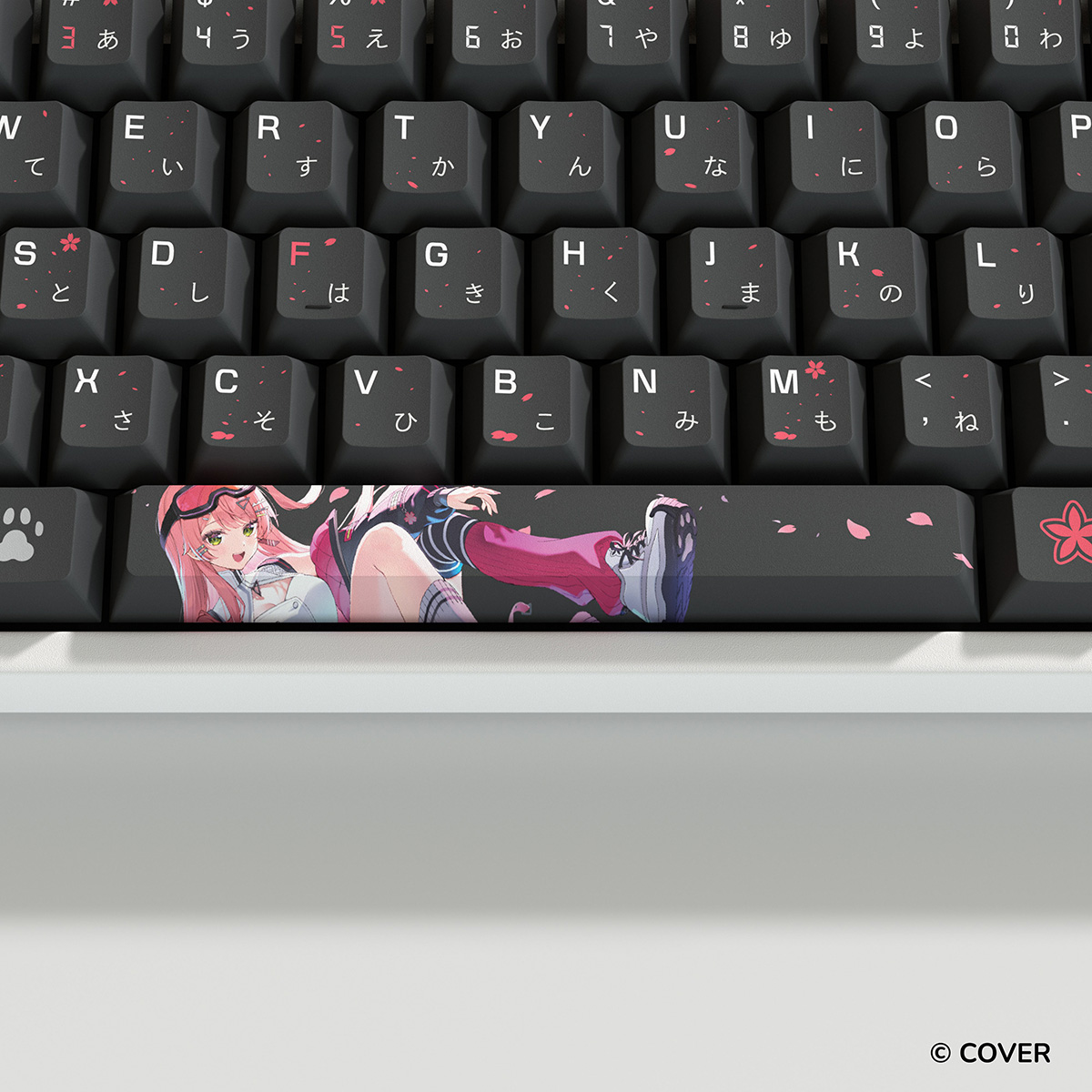 [予約商品][2026年秋頃以降出荷予定]ホロライブ所属「さくらみこ」コラボ限定キーキャップ＆マウスパッドHYTE Sakura Miko Keycap Black + Mouse Pad(ランヤード付（首掛けストラップ）)