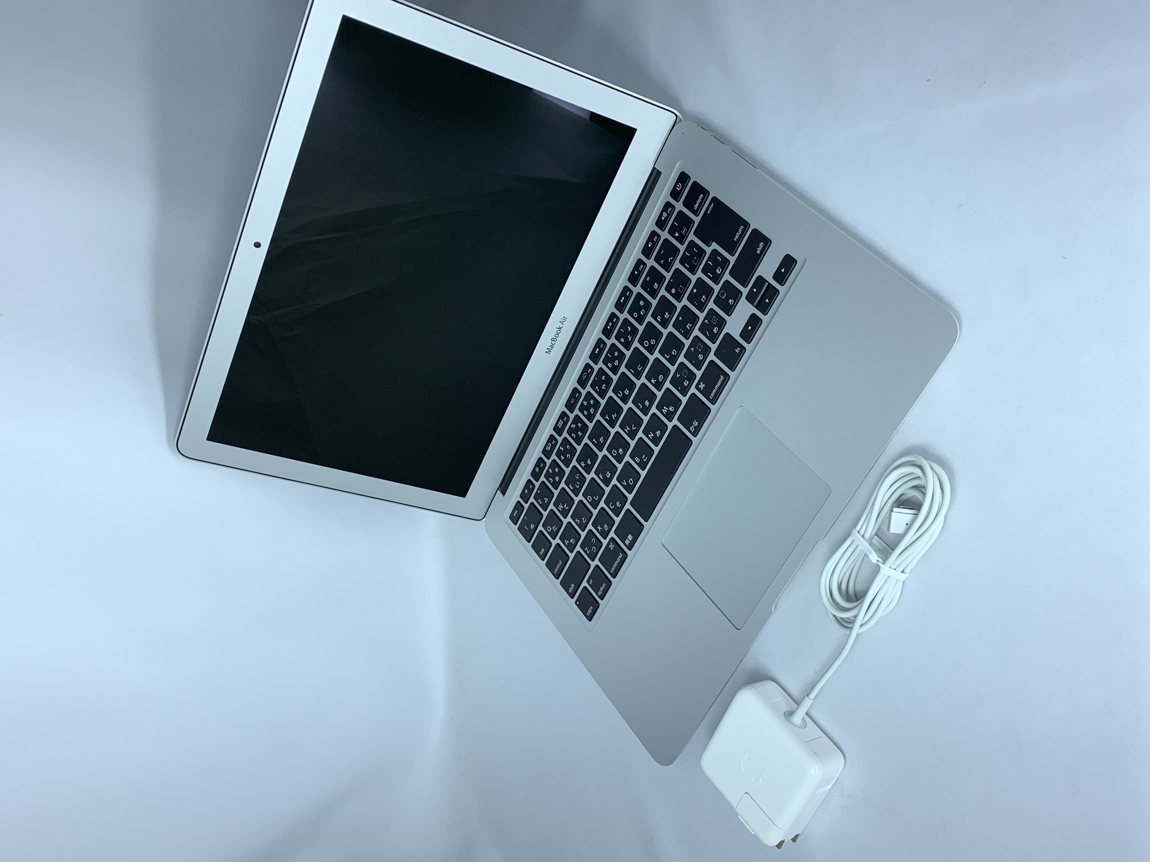 【中古：Bランク】Apple Macbook Air(2016年) MMGF2J/A【30日返金保証】