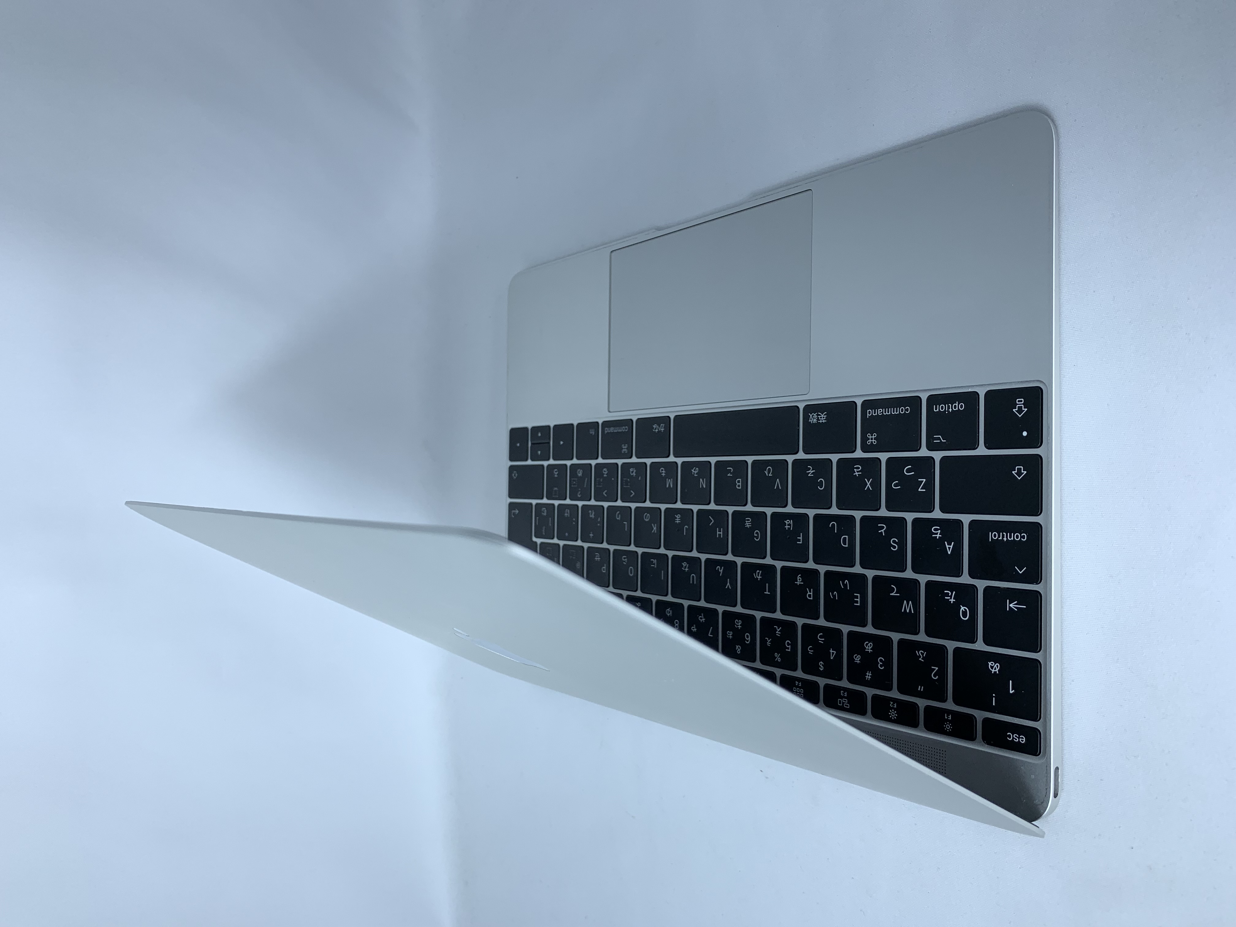 【中古：Bランク】Apple MacBook(2017年) Retinaディスプレイ 12インチ シルバー MNYH2J/A【30日返金保証】