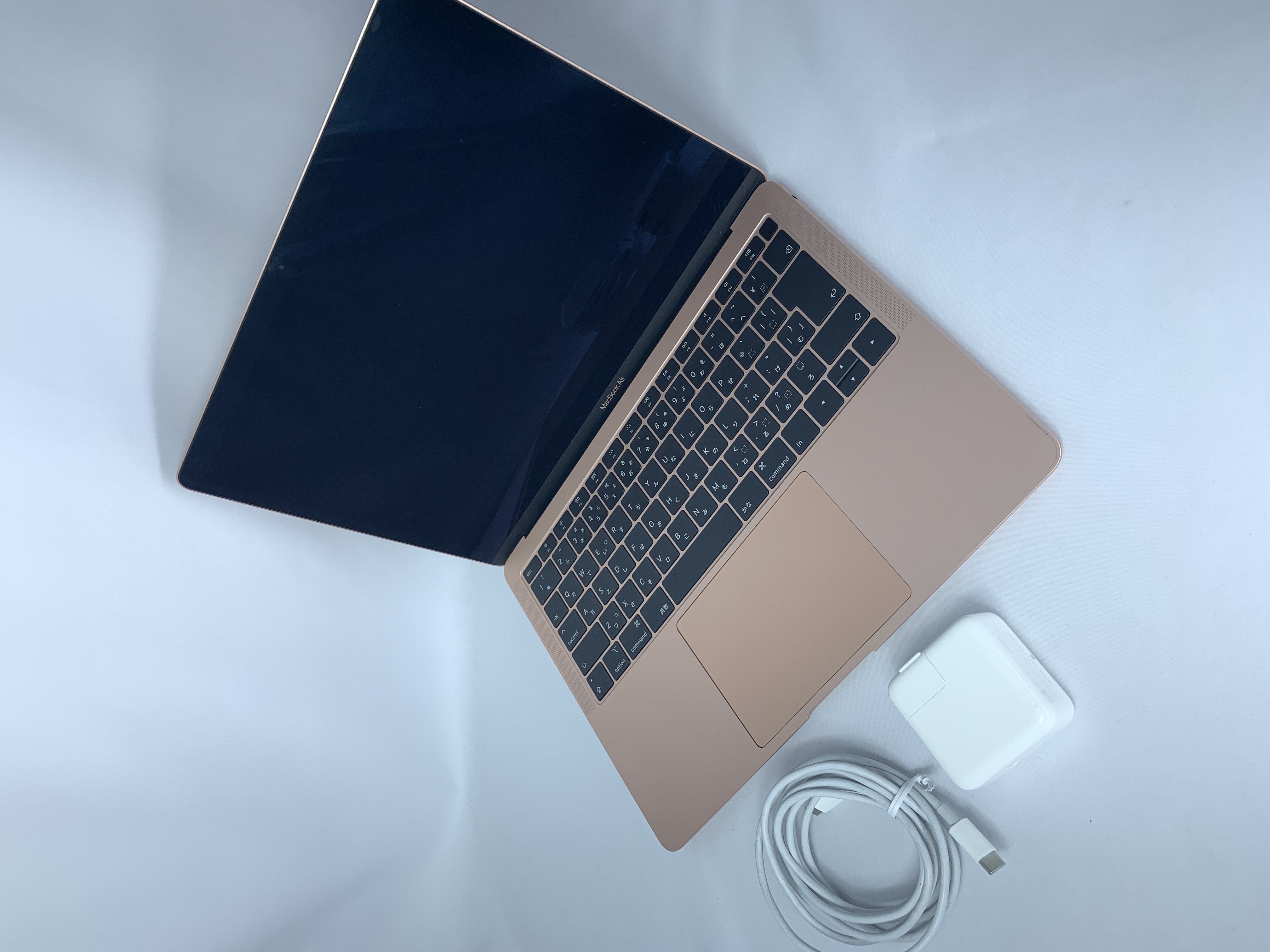 【中古：Bランク】Apple MacBook Air Retinaディスプレイ(2018年) 1600/13.3 MREE2J/A [ゴールド]【30日返金保証】