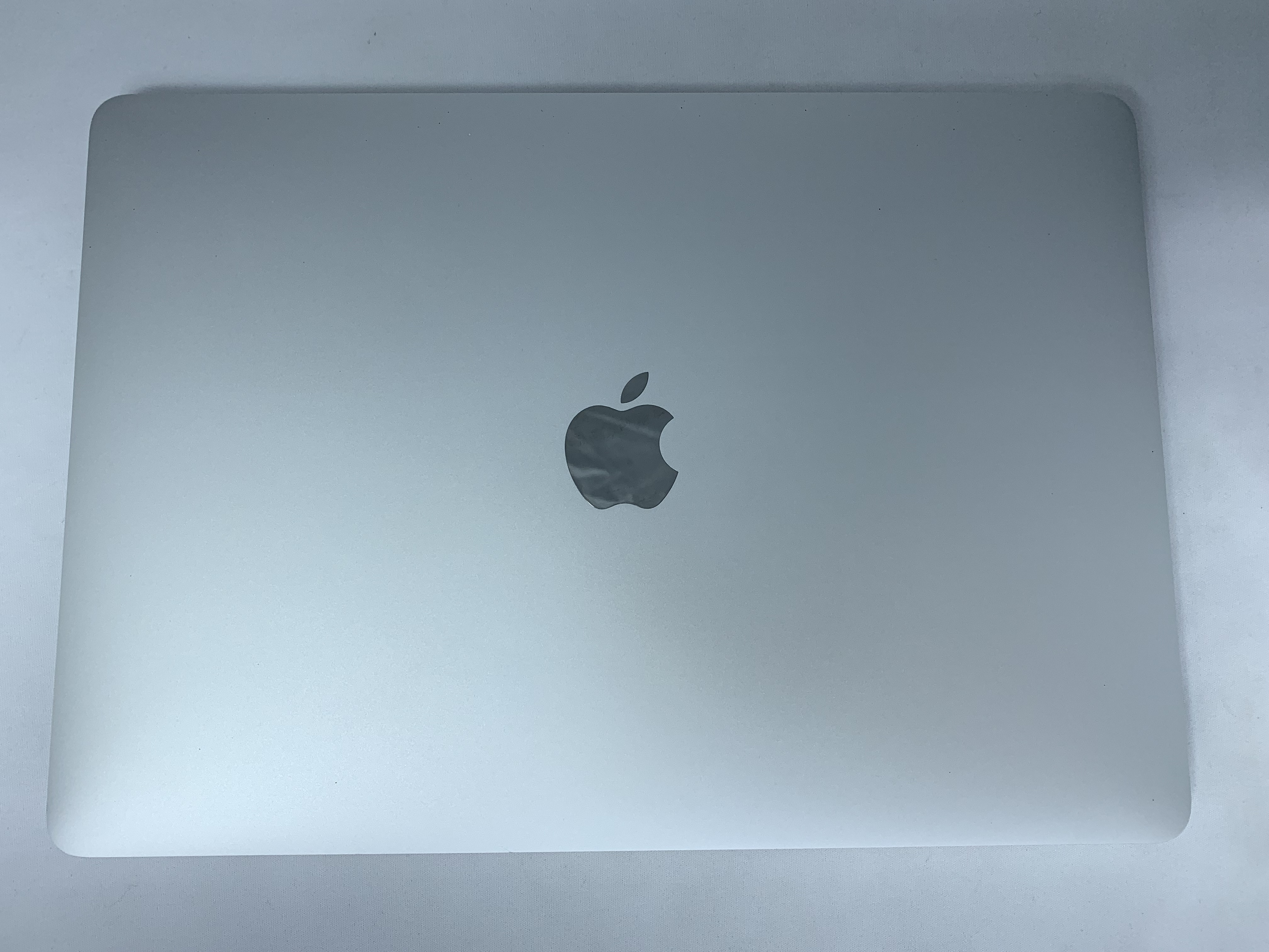 【中古：Bランク】Apple MacBook Pro Retinaディスプレイ(2018)  MR9U2J/A [シルバー]【30日返金保証】