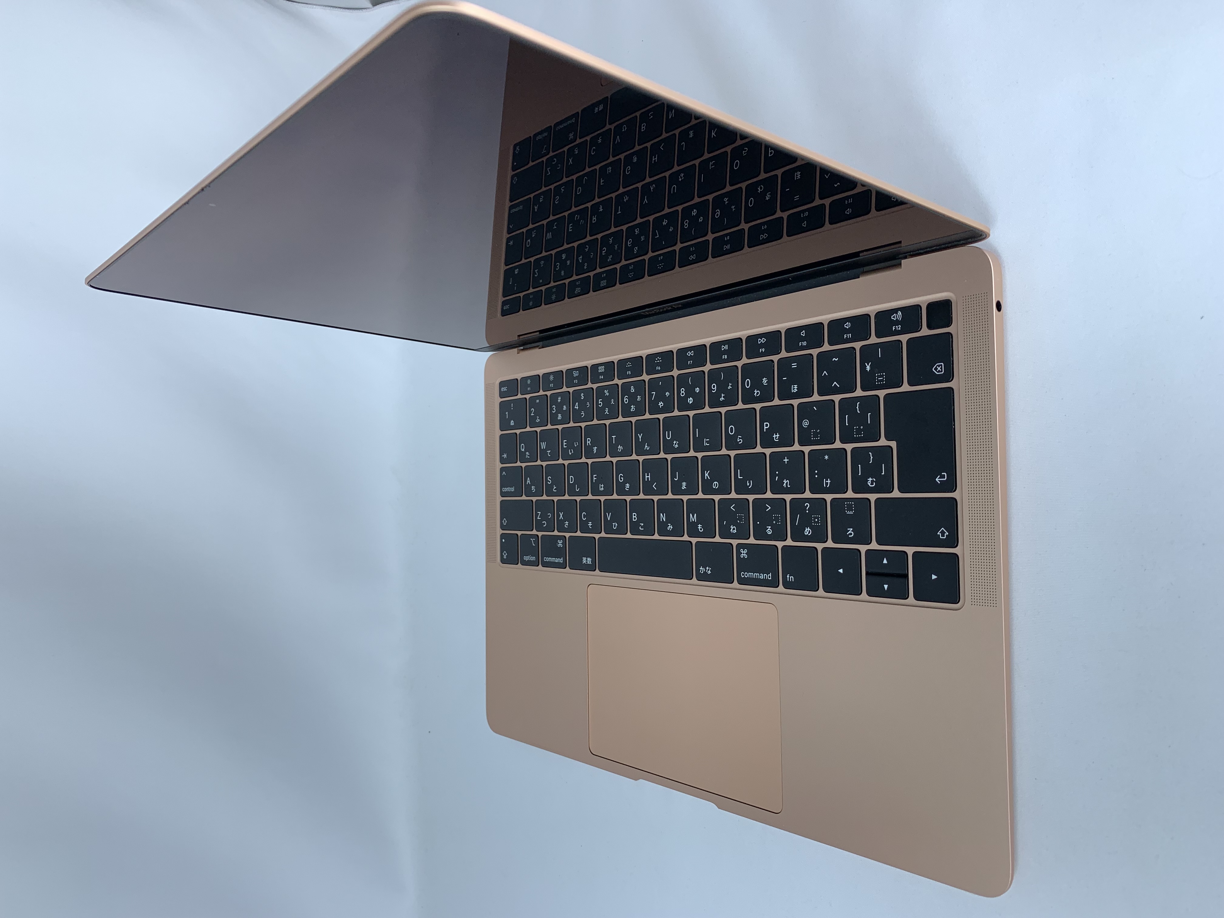 【中古：Bランク】Apple MacBook Air (2018) Retinaディスプレイ 1600/13.3 MREF2J/A [ゴールド]【30日返金保証】