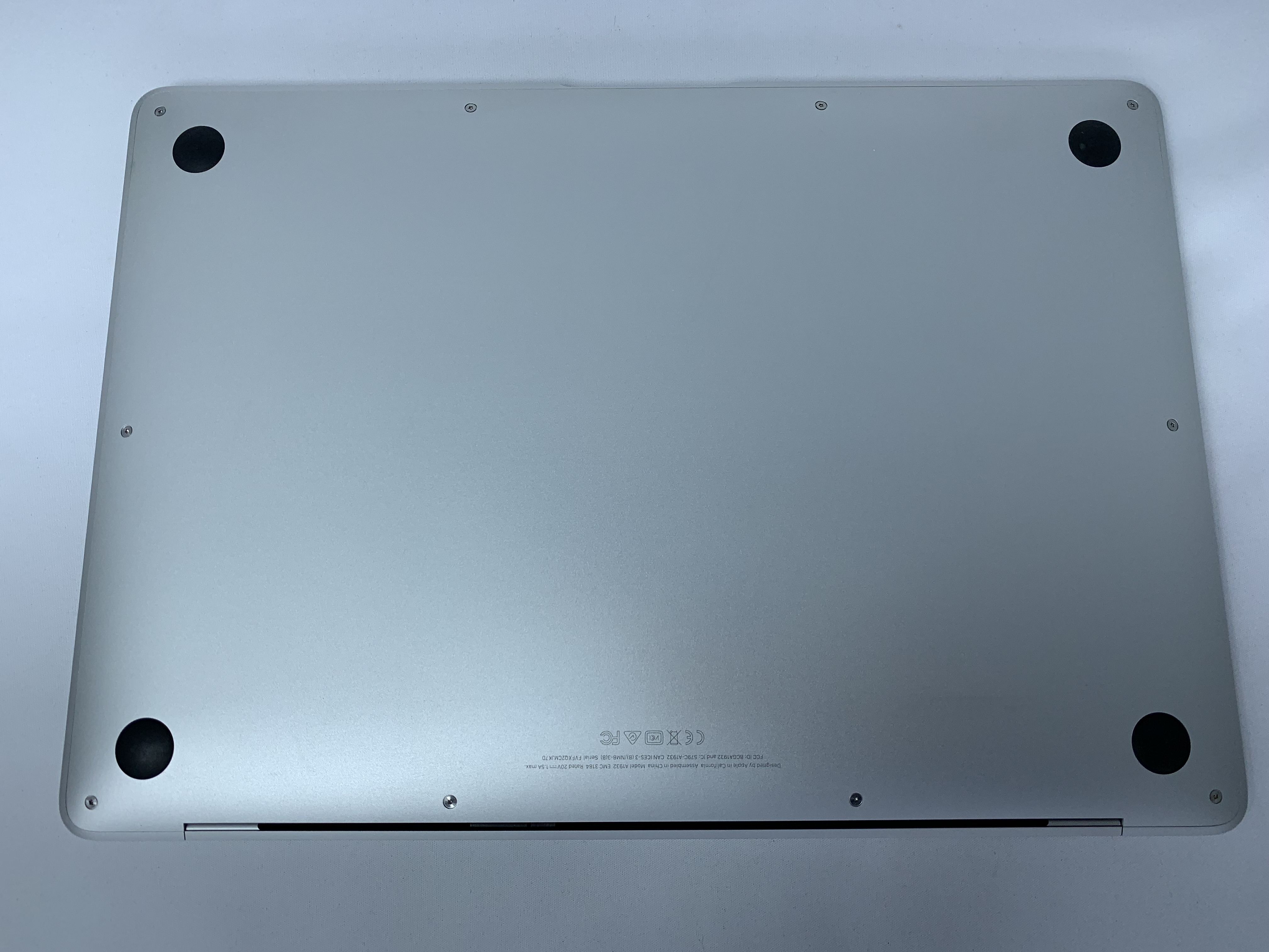 【中古：Bランク】Apple MacBook Air (2018) Retinaディスプレイ 1600/13.3 MREC2J/A [シルバー]【30日返金保証】