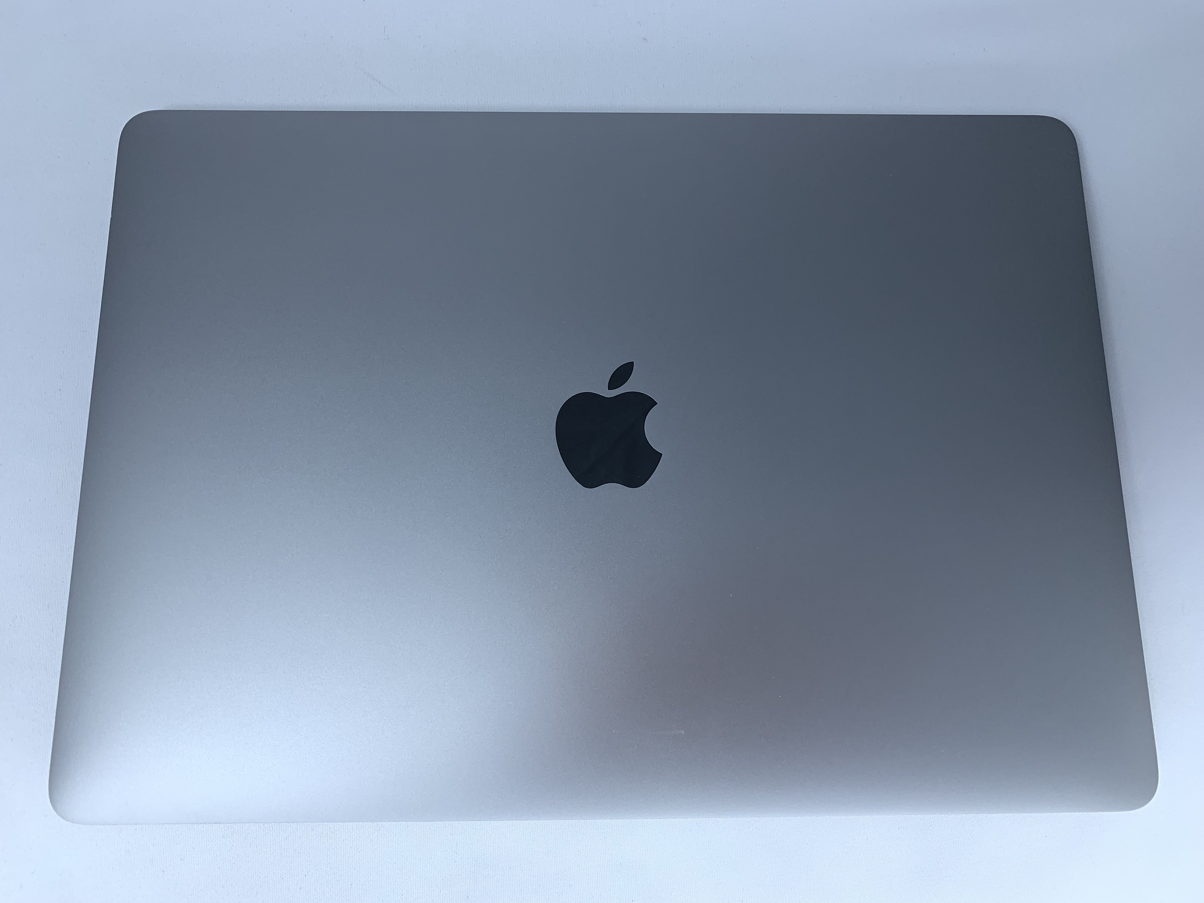 【中古：Bランク】Apple MacBook Air (2019) Retinaディスプレイ 1600/13.3 MVFJ2J/A [スペースグレイ]【30日返金保証】