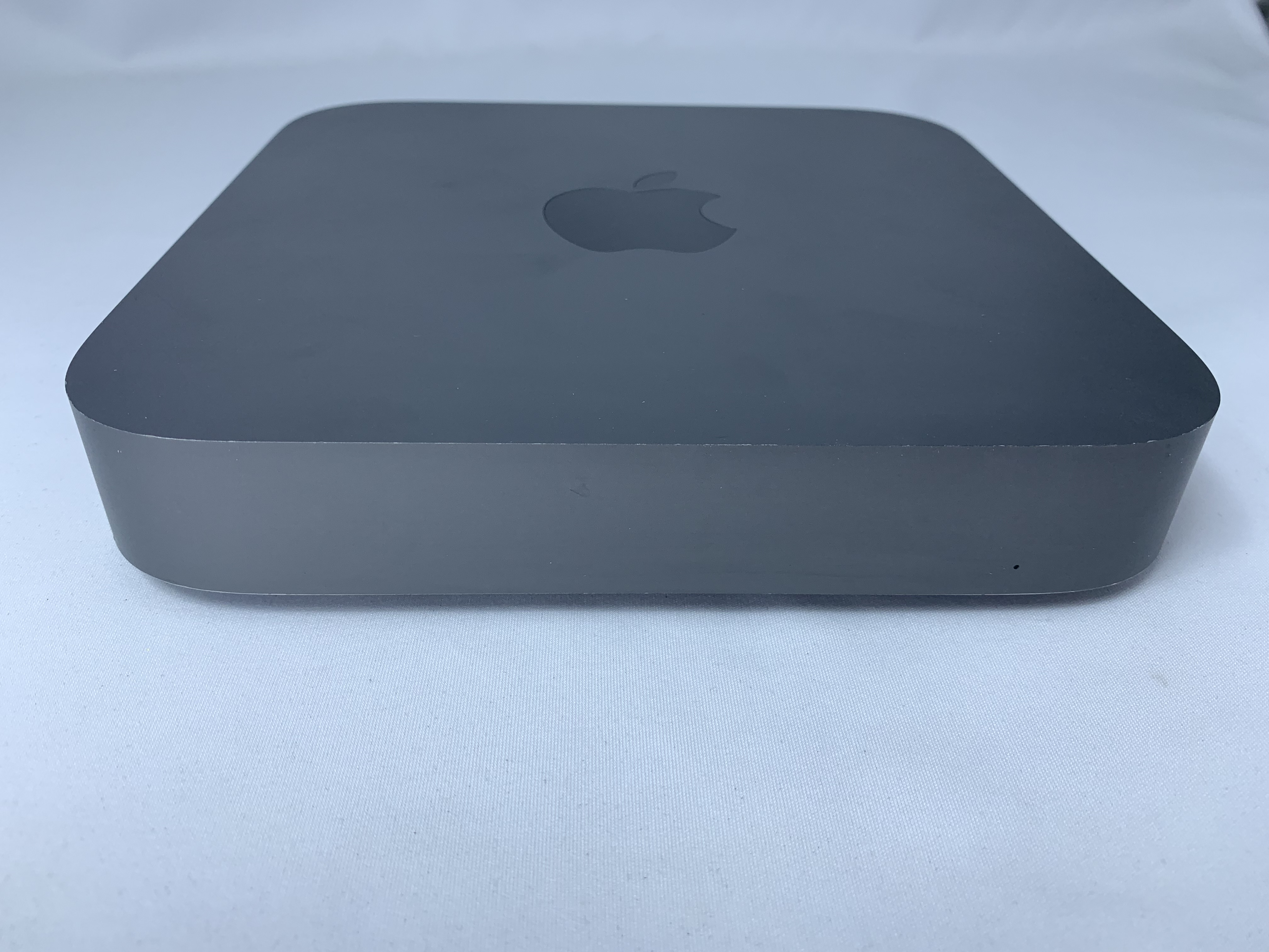 【中古：Bランク】Apple Mac mini(2018)256GB MRTT2J/A [3000 スペースグレイ]【30日返金保証】