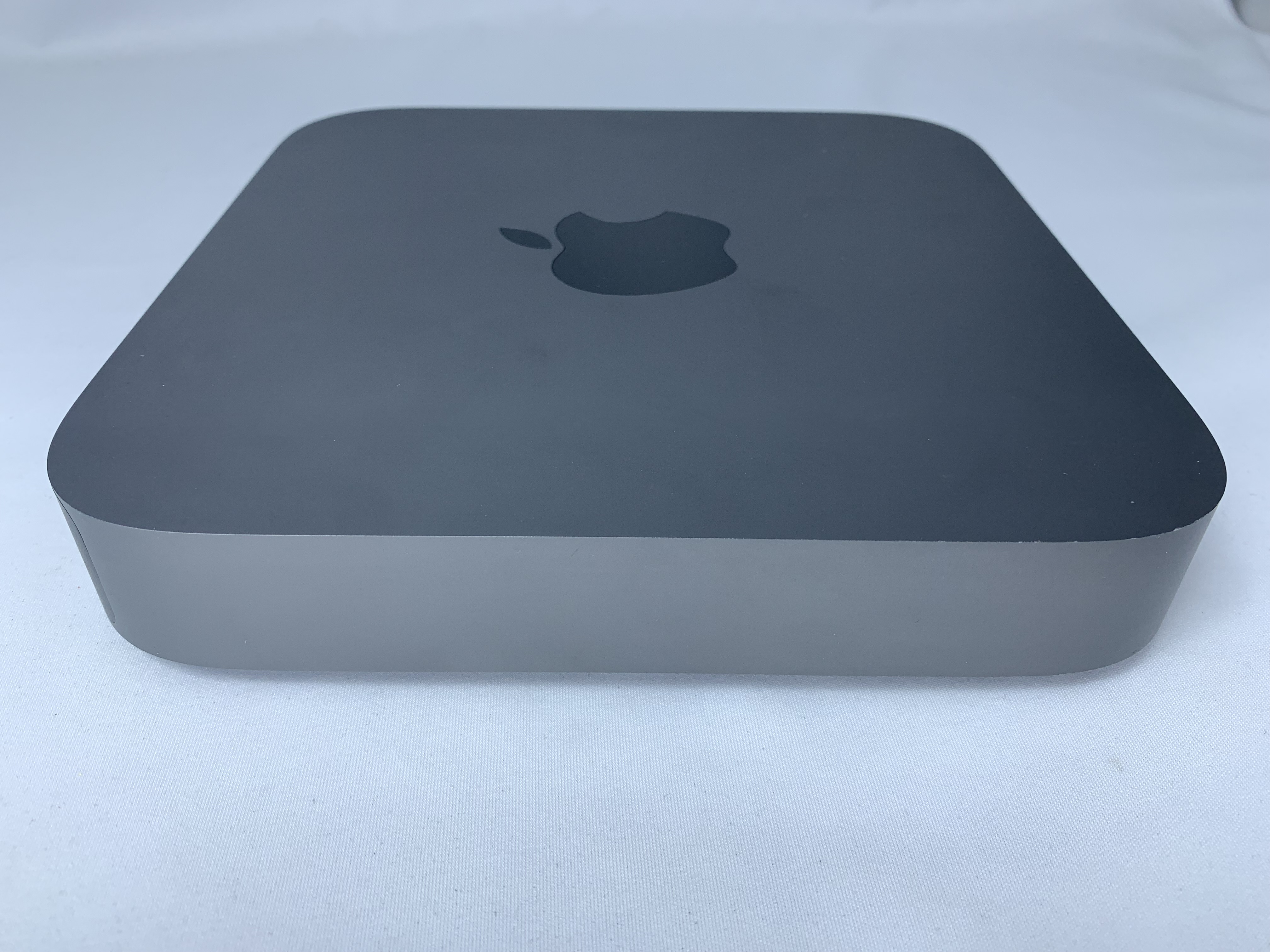 【中古：Bランク】Apple Mac mini(2018)256GB MRTT2J/A [3000 スペースグレイ]【30日返金保証】