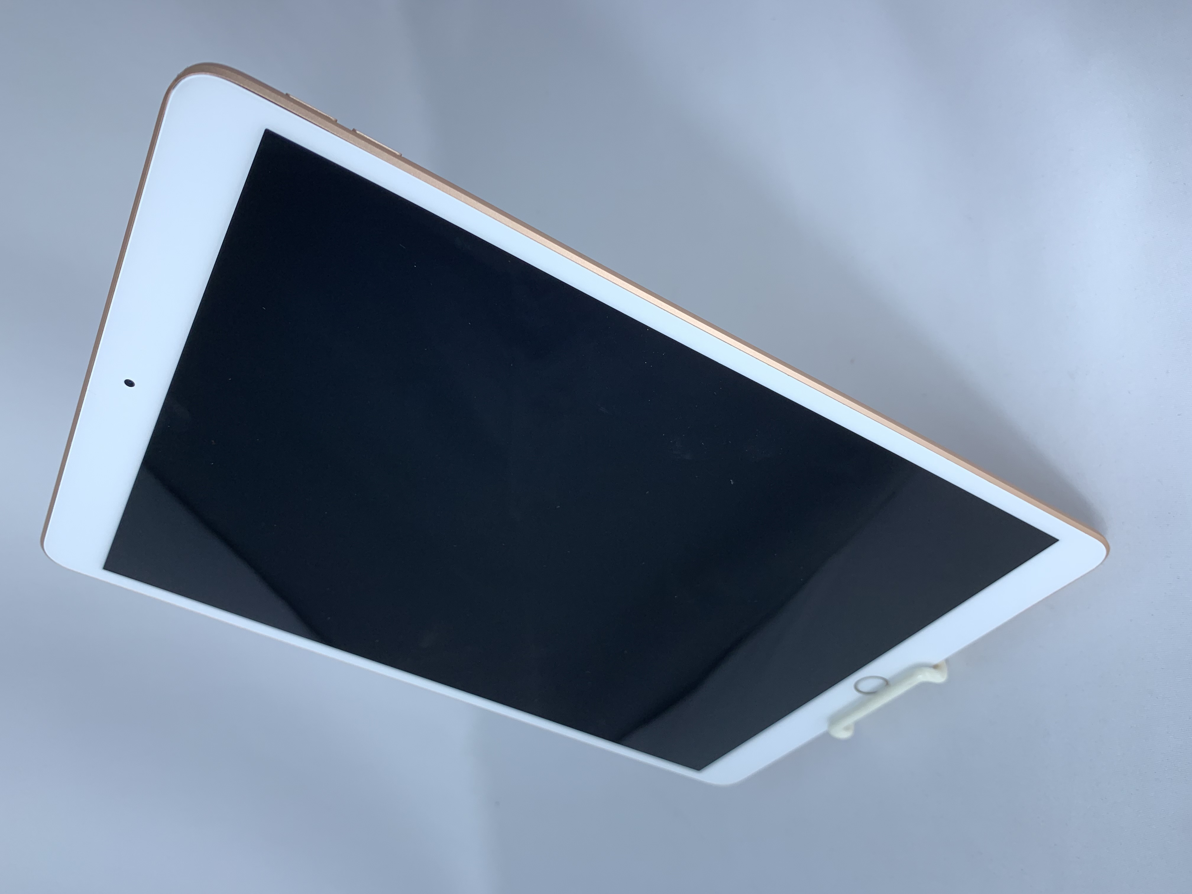 【中古：Bランク】iPad Air 10.5 (2019) Wi-Fi 64GB ゴールド【30日返金保証】