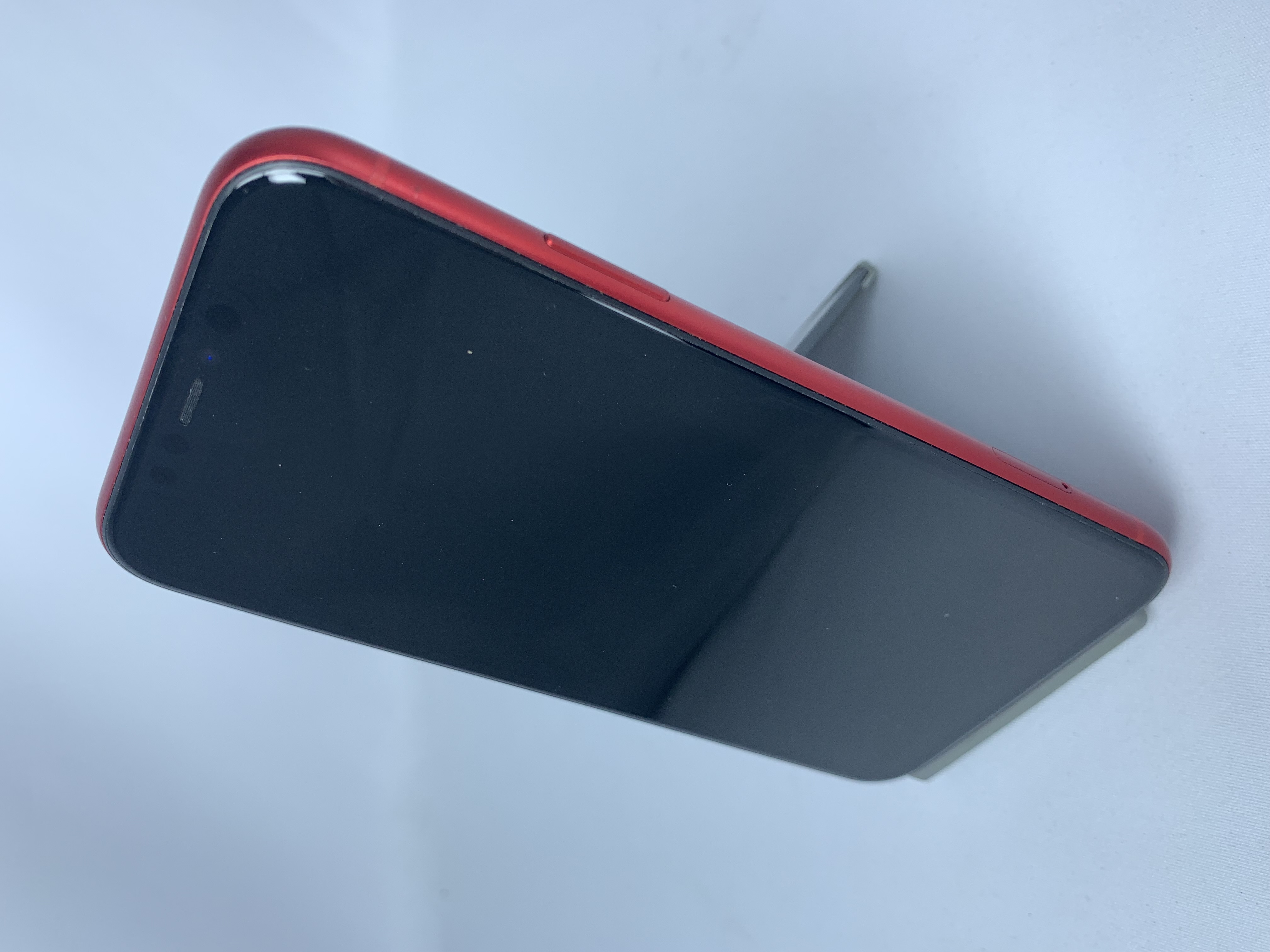 【中古：Bランク】iPhone 11 128GB レッド simロック解除済【30日返金保証】【赤ロム保証付き】