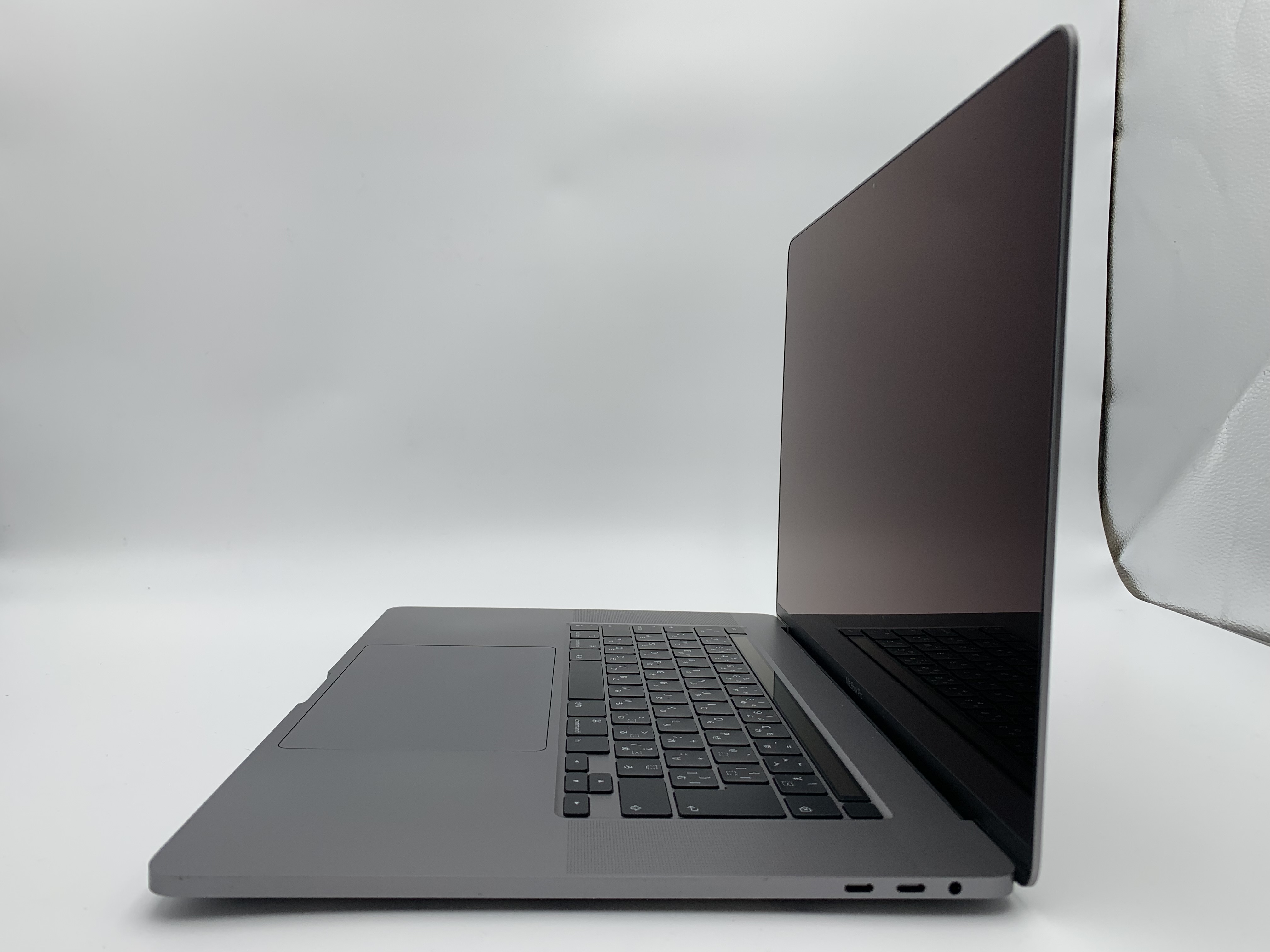 【中古：Bランク】Apple MacBook Pro Retinaディスプレイ 16インチ MVVJ2J/A [スペースグレイ]【30日返金保証】