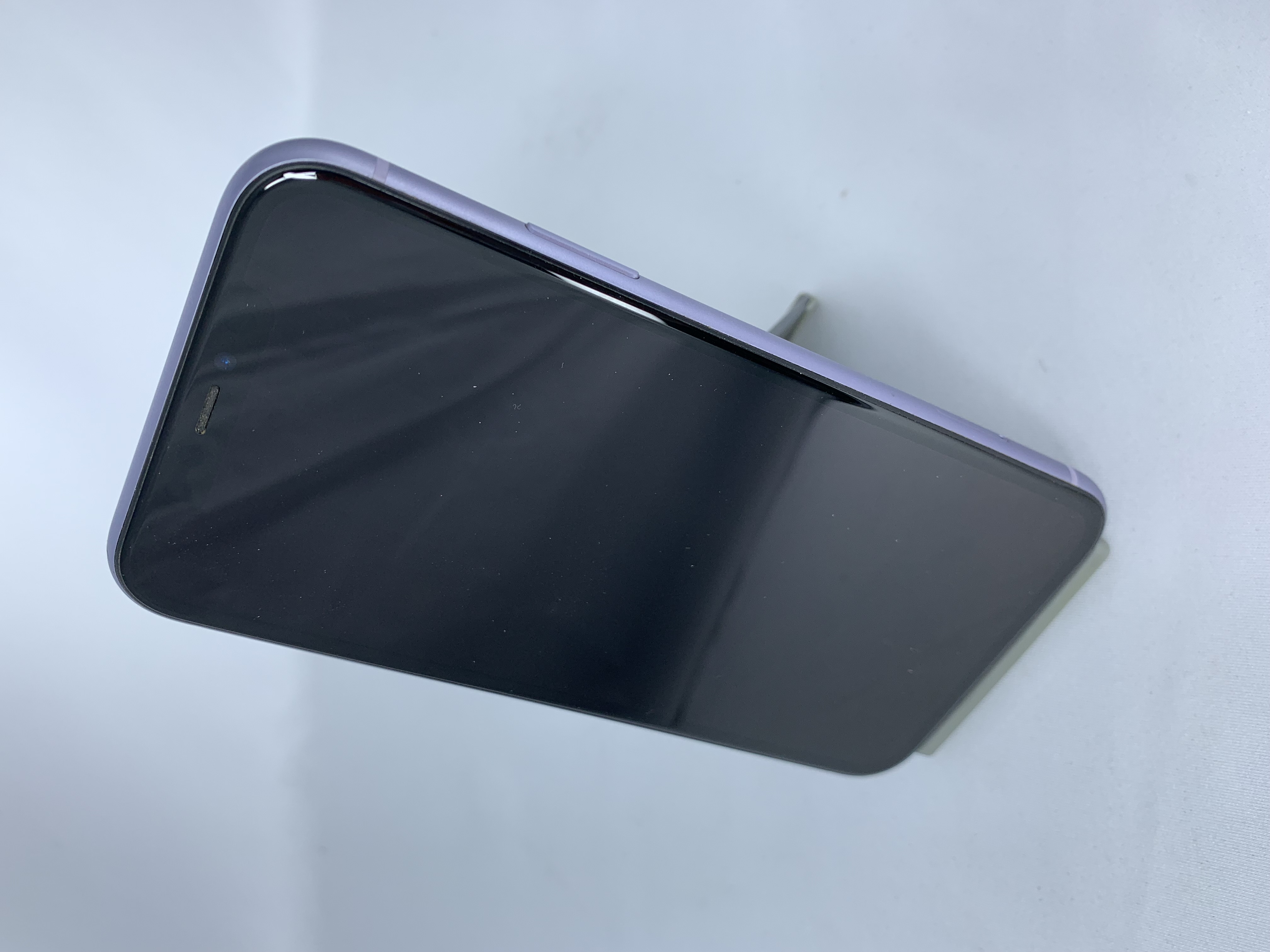 【中古：Bランク】iPhone 11 64GB パープル simロック解除済【30日返金保証】【赤ロム保証付き】