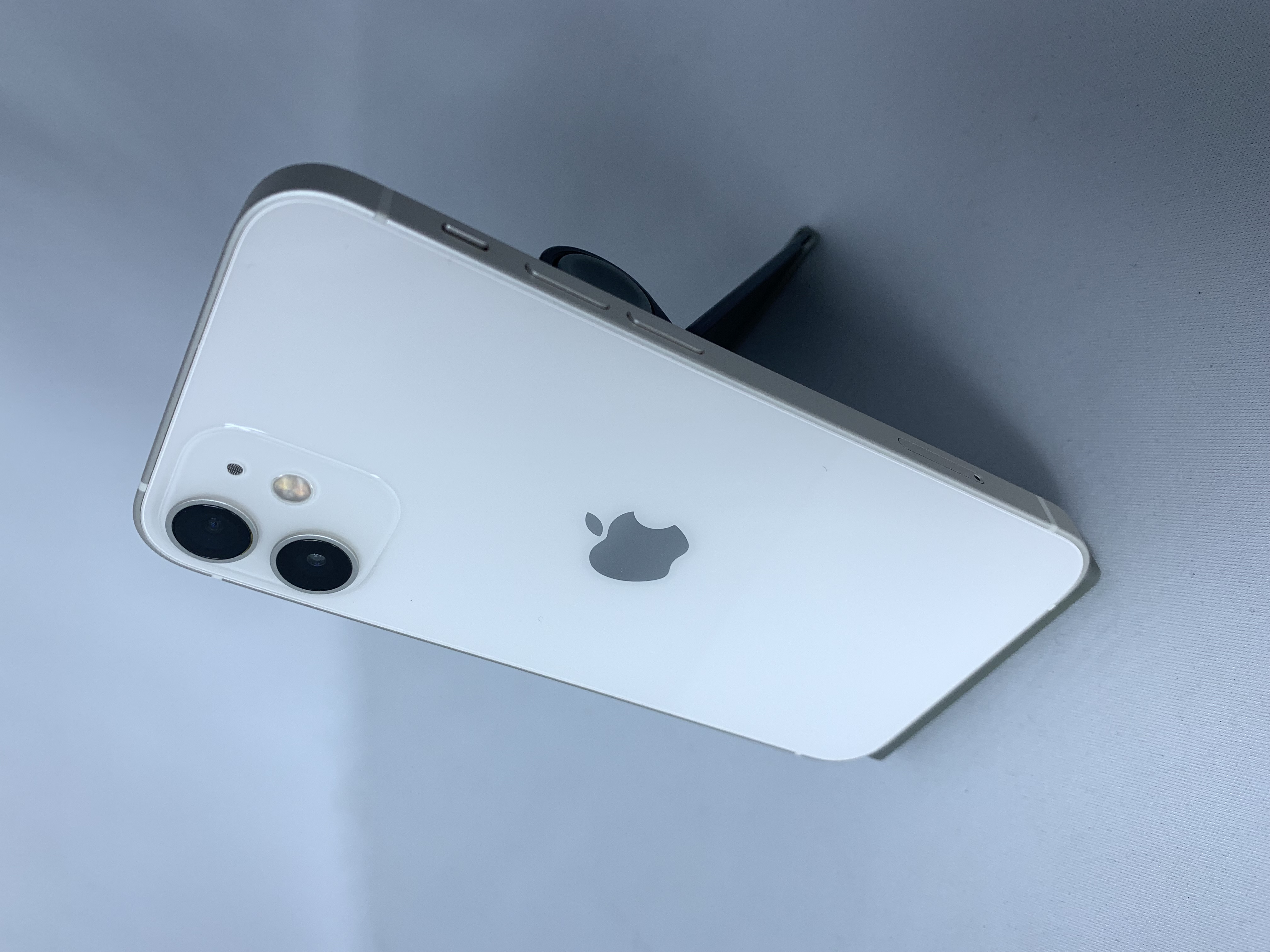 【中古：Bランク】iPhone 12 mini 128GB ホワイト simロック解除済【30日返金保証】【赤ロム保証付き】