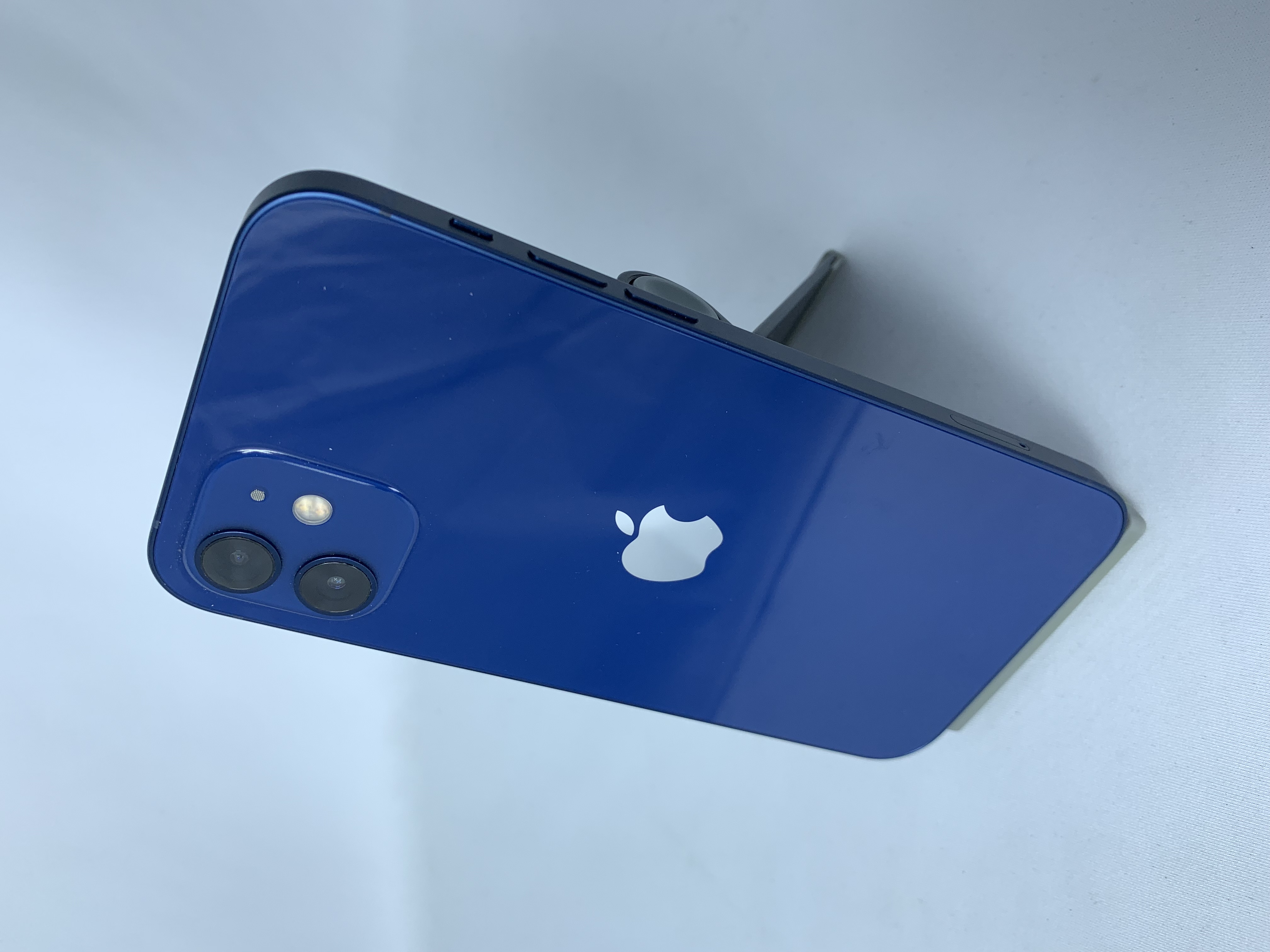 【中古：Bランク】iPhone 12 64GB ブルー simロック解除済【30日返金保証】【赤ロム保証付き】