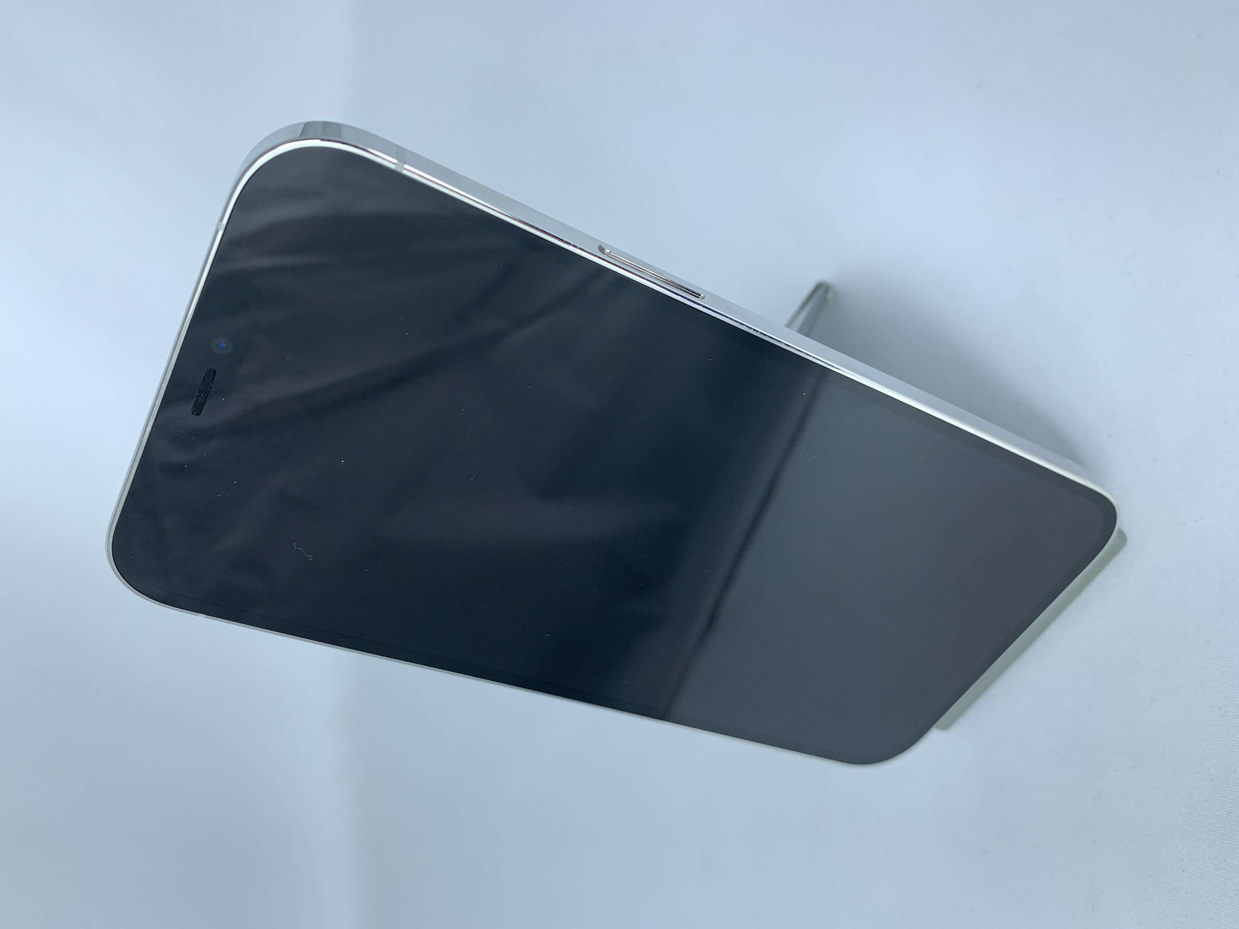 【中古：Bランク】iPhone 12 ProMax 512GB シルバー simロック解除済【30日返金保証】【赤ロム保証付き】