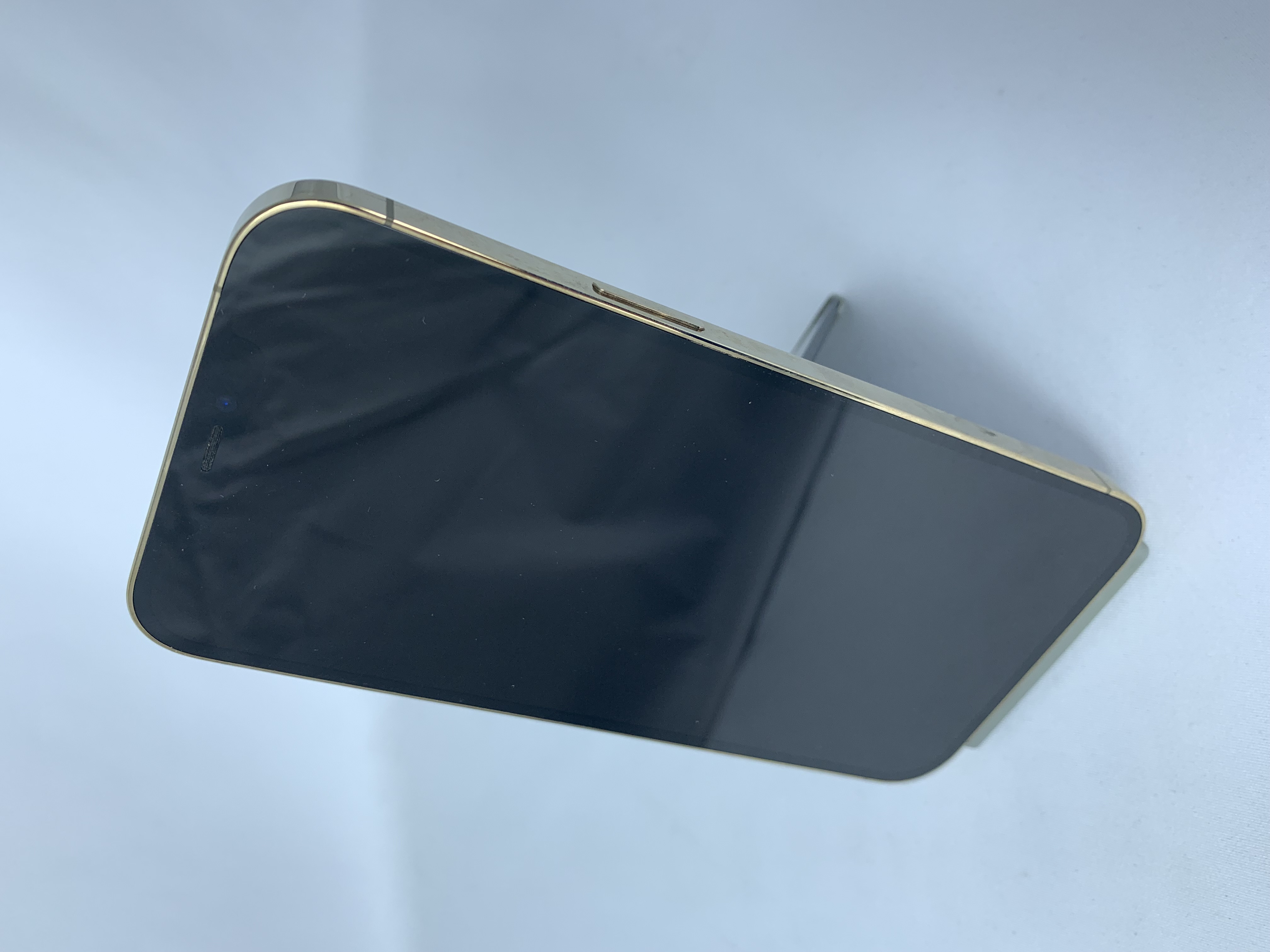 【中古：Bランク】iPhone 12 ProMax 512GB ゴールド simロック解除済【30日返金保証】【赤ロム保証付き】