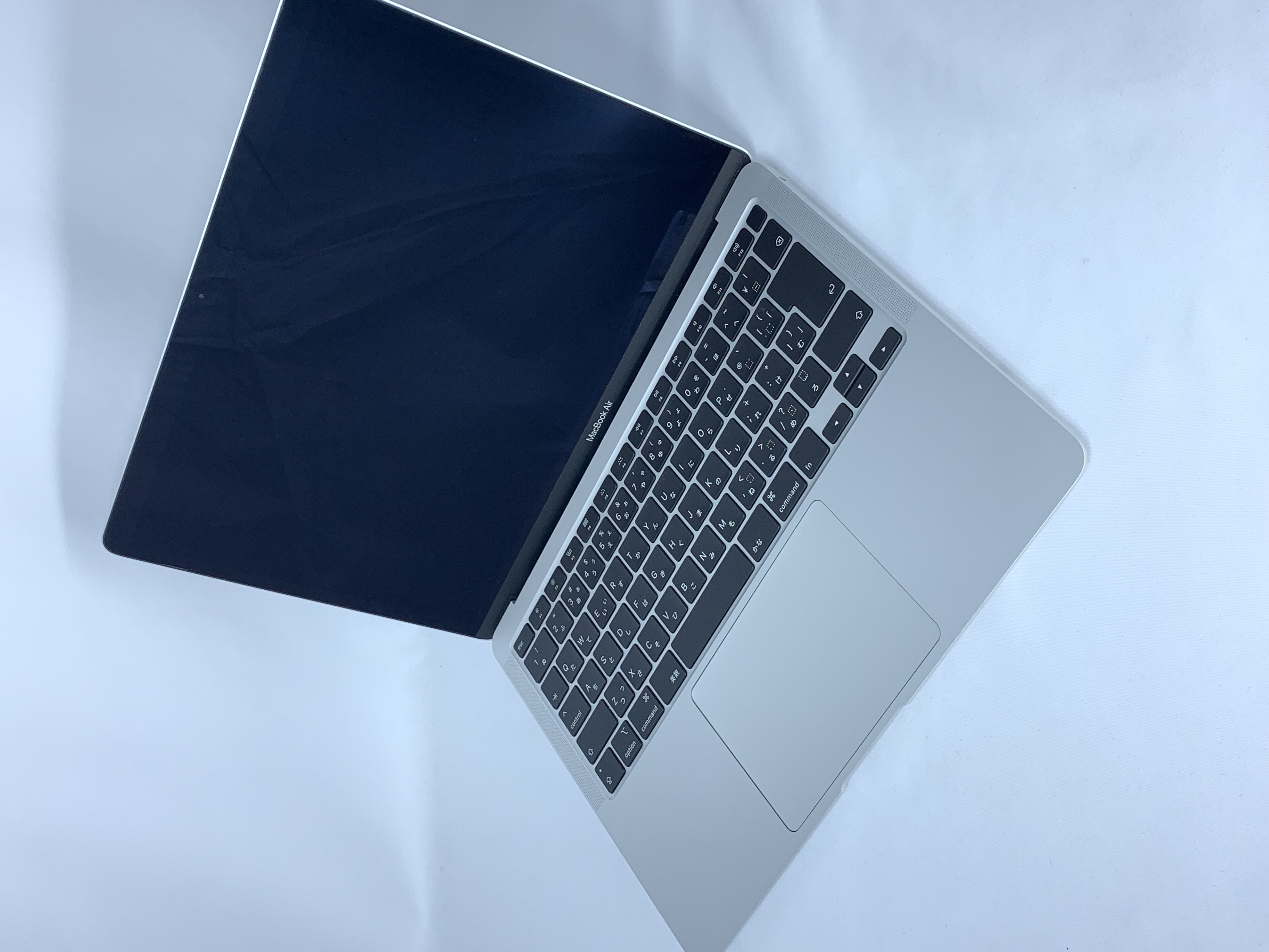 【中古：Bランク】Apple MacBook Air (2020年) Retinaディスプレイ 1100/13.3 MWTK2J/A [シルバー]【30日返金保証】