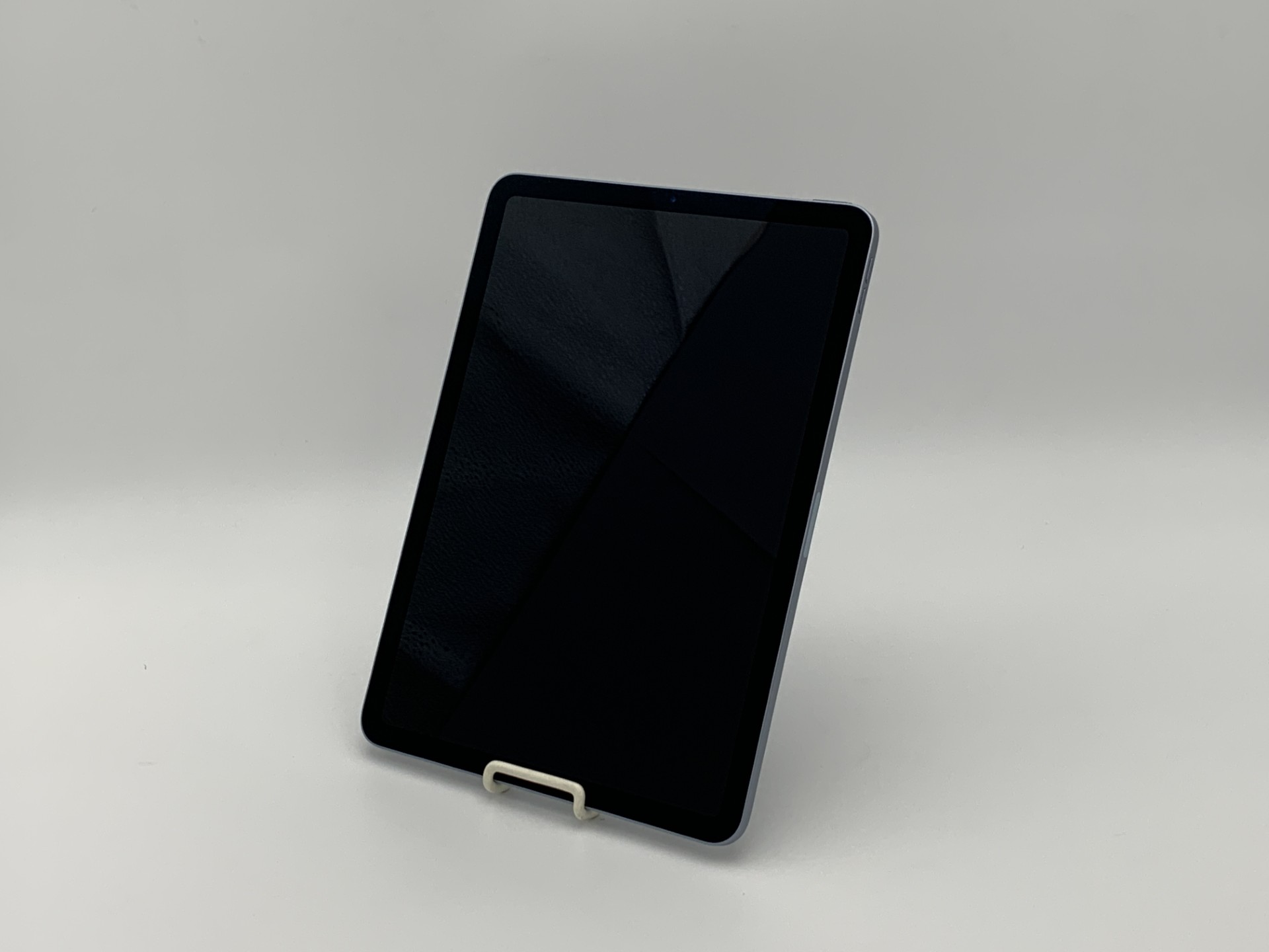 【中古：Cランク】【バッテリー劣化】iPad Air 10.9インチ 第4世代 Wi-Fi 64GB 2020年秋モデル MYFQ2J/A [スカイブルー]【30日返金保証】