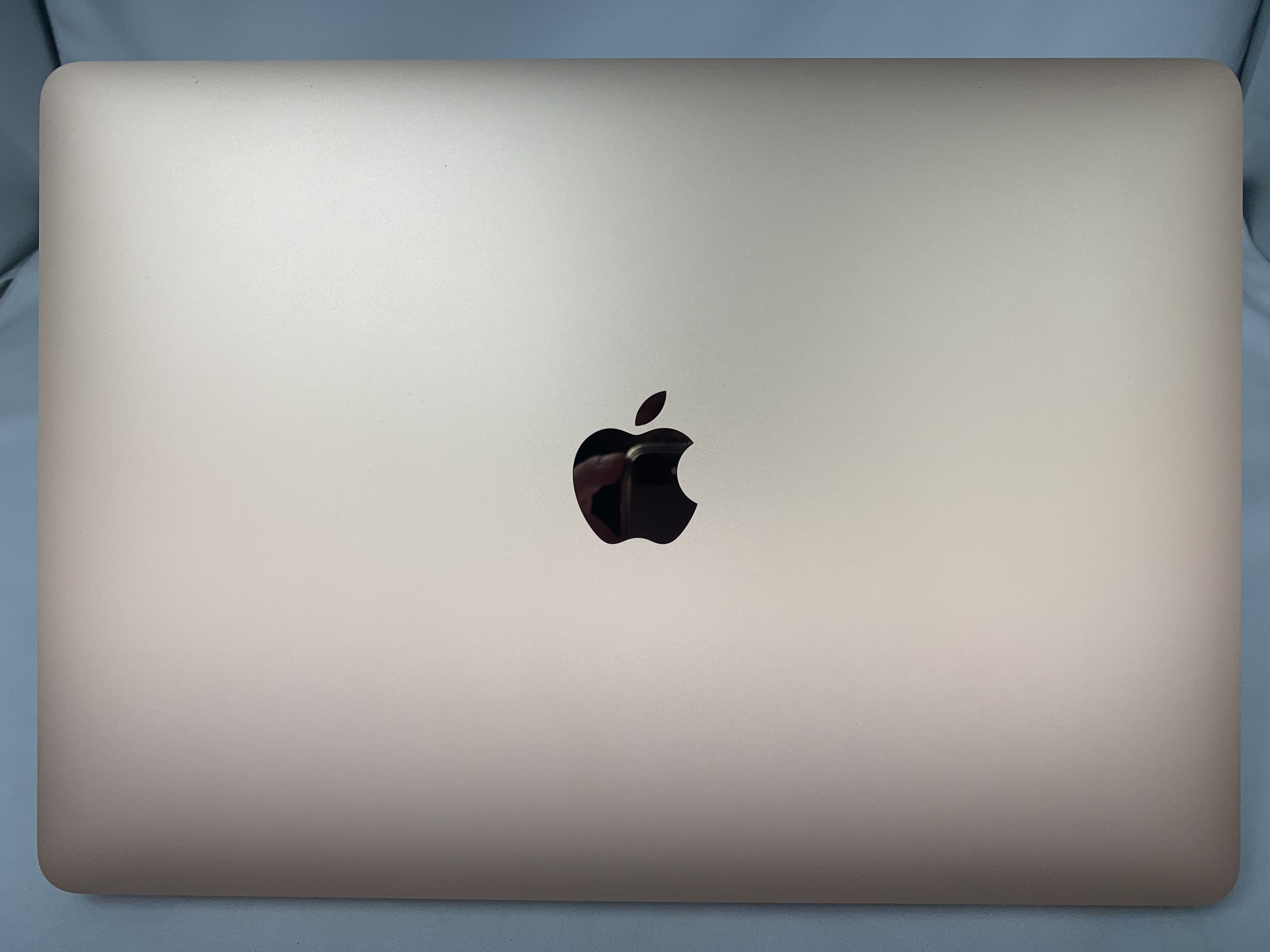 【中古：Aランク】Apple MacBook Air(2020年) 13.3インチ ゴールド MGND3J/A【30日返金保証】