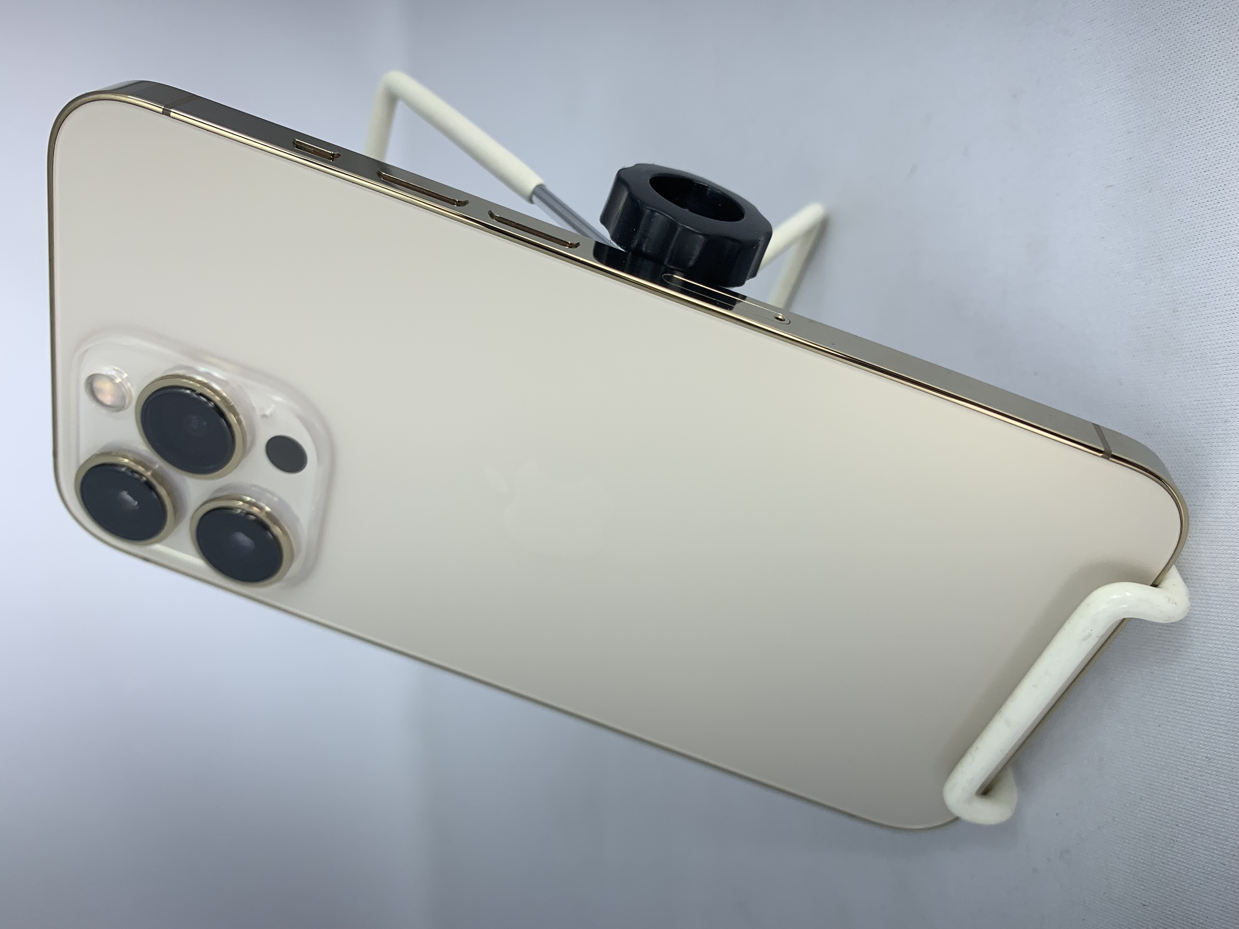 【中古：Cランク】【バッテリー劣化】iPhone 13 Pro 256GB ゴールド simロック解除済【30日返金保証】【赤ロム保証付き】