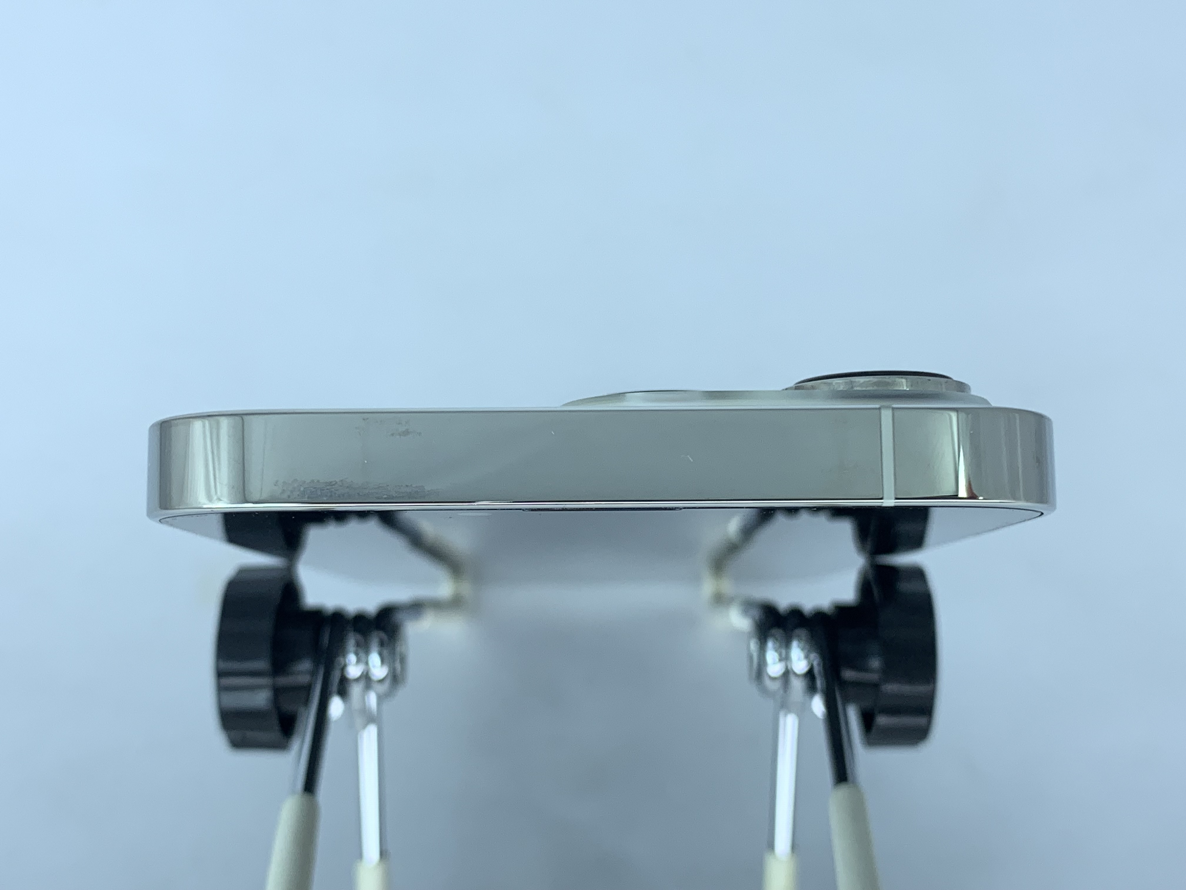 【中古：Cランク】【バッテリー劣化】iPhone 13 Pro 256GB シルバー simロック解除済【30日返金保証】【赤ロム保証付き】