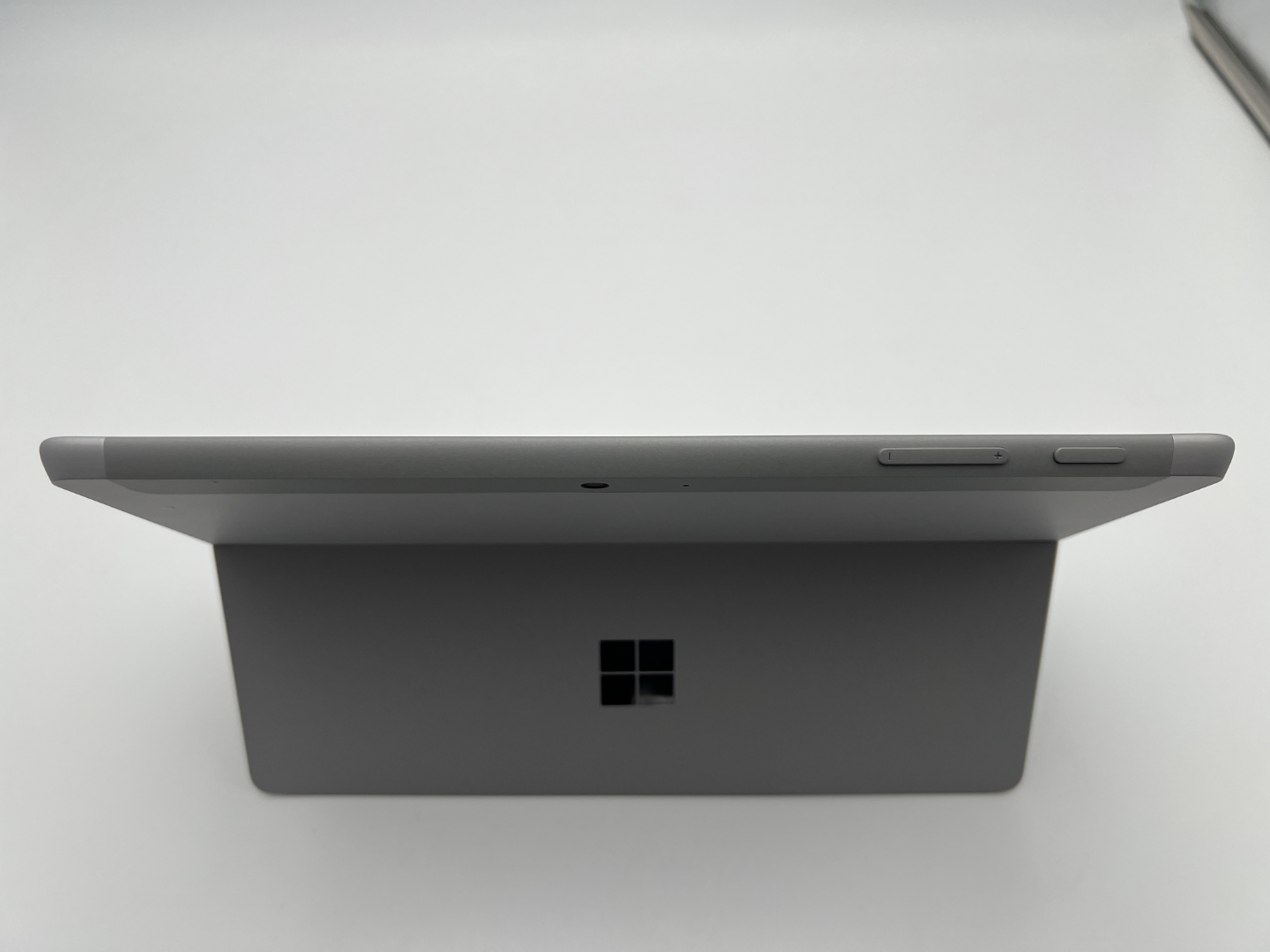 Microsoft Surface Go 3 8VA-00015[10.5型/Win11 Home（Sモード）・Pentium Gold 6500Y・メモリ8GB・SSD128GB/Office2021] [プラチナ]