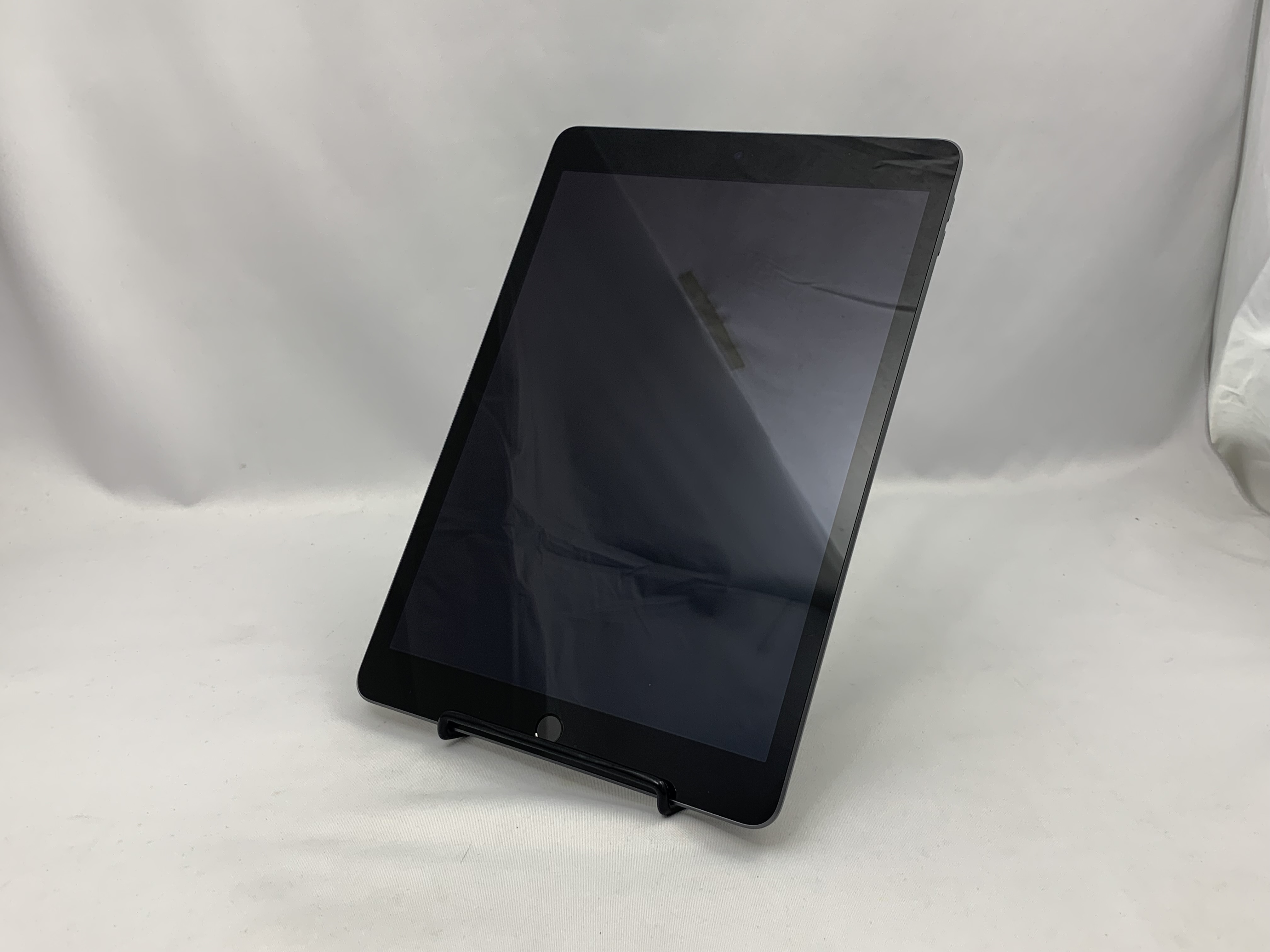 【中古：Bランク】Apple iPad 10.2インチ(2021) Wi-Fiモデル 256GB スペースグレイ MK2N3J/A 【30日返金保証】