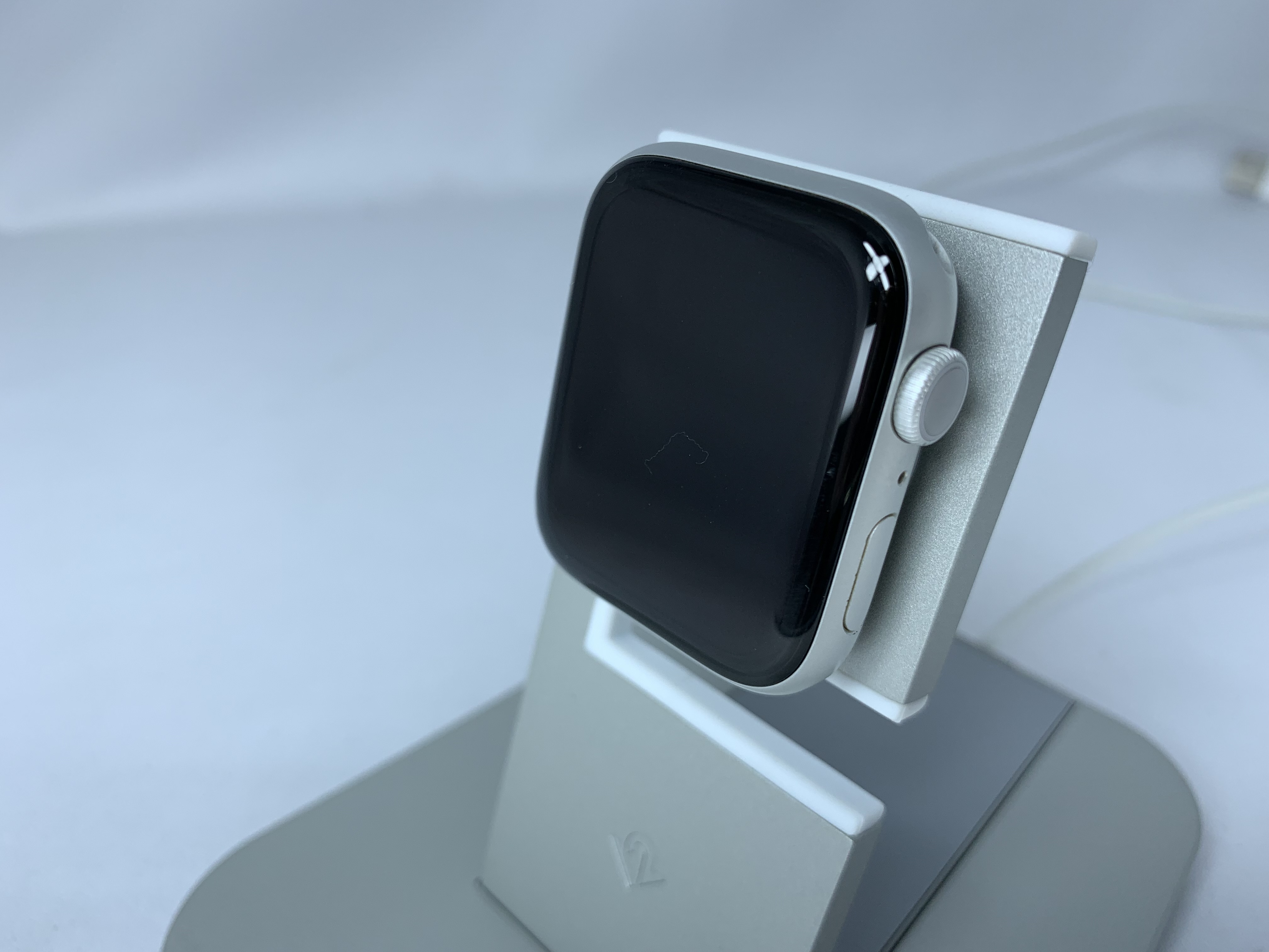 【中古：Bランク】Apple Watch Series 6 44mm アルミケース［シルバー］【30日返金保証】