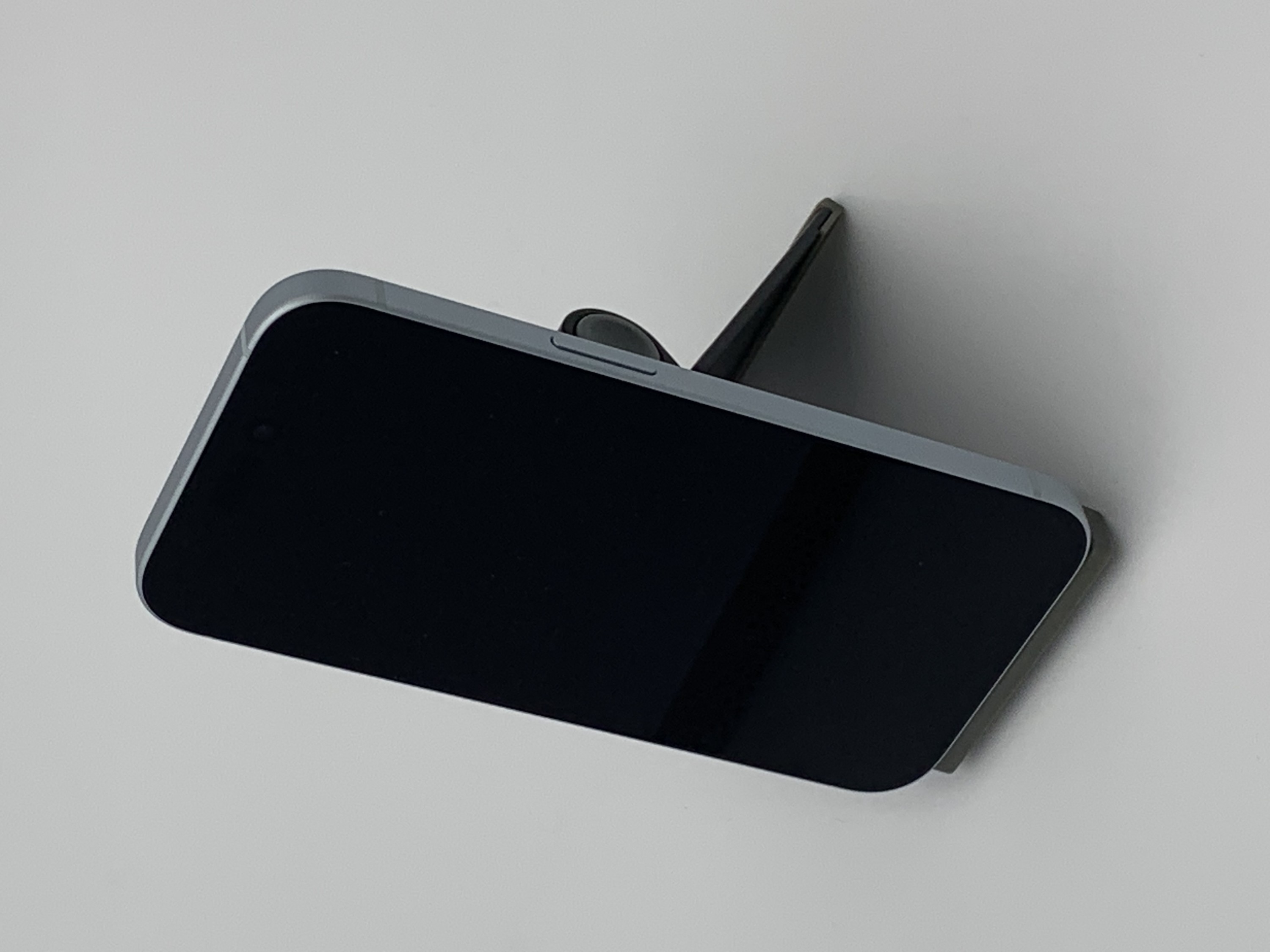 【中古：Bランク】iPhone 15 512GB ブルー Simロック解除済【30日返金保証】【赤ロム保証付き】