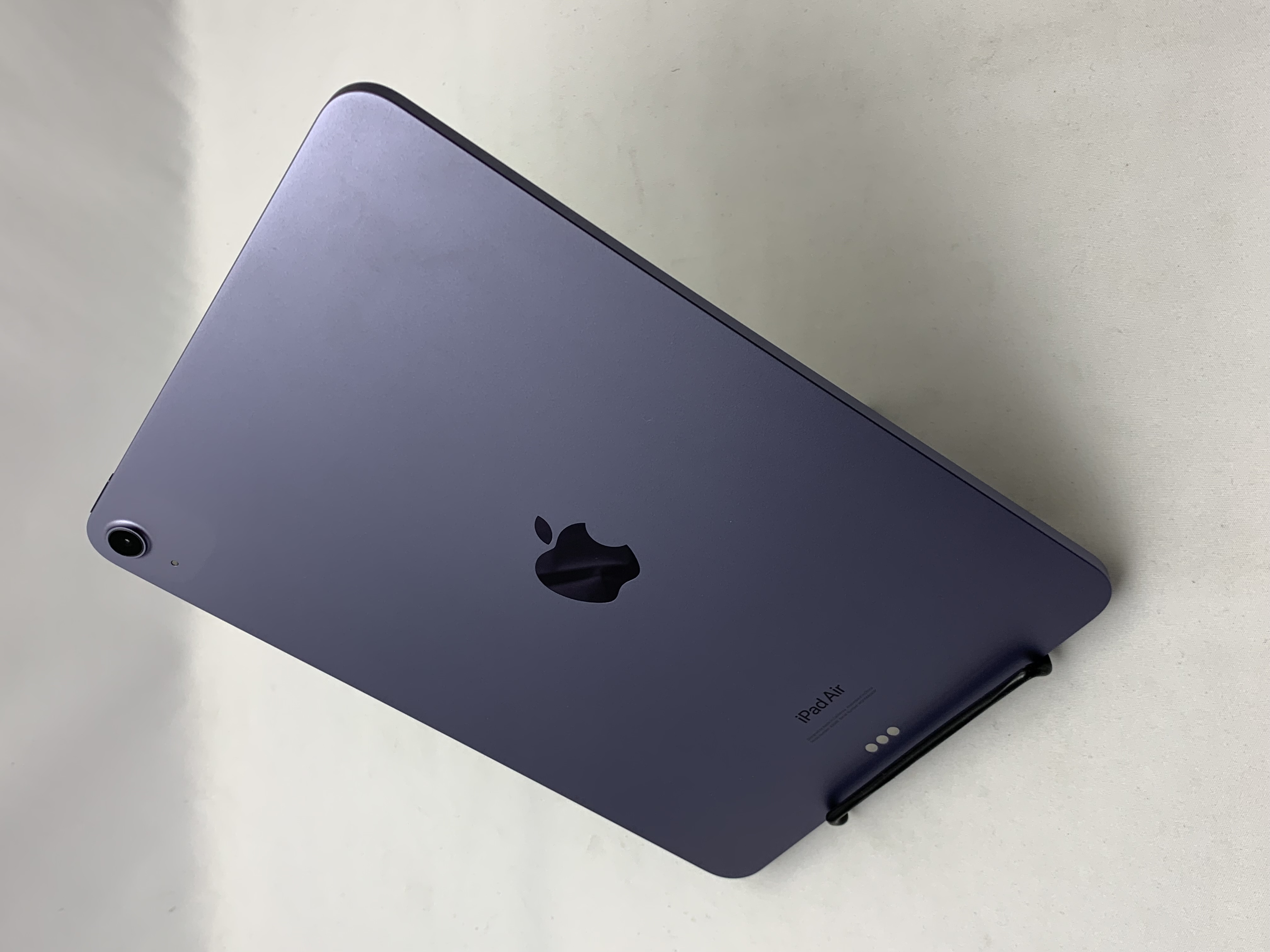 【中古：Bランク】Apple iPad Air 10.9インチ 第5世代(2022) Wi-Fiモデル 256GB  MME63J/A パープル【30日返金保証】