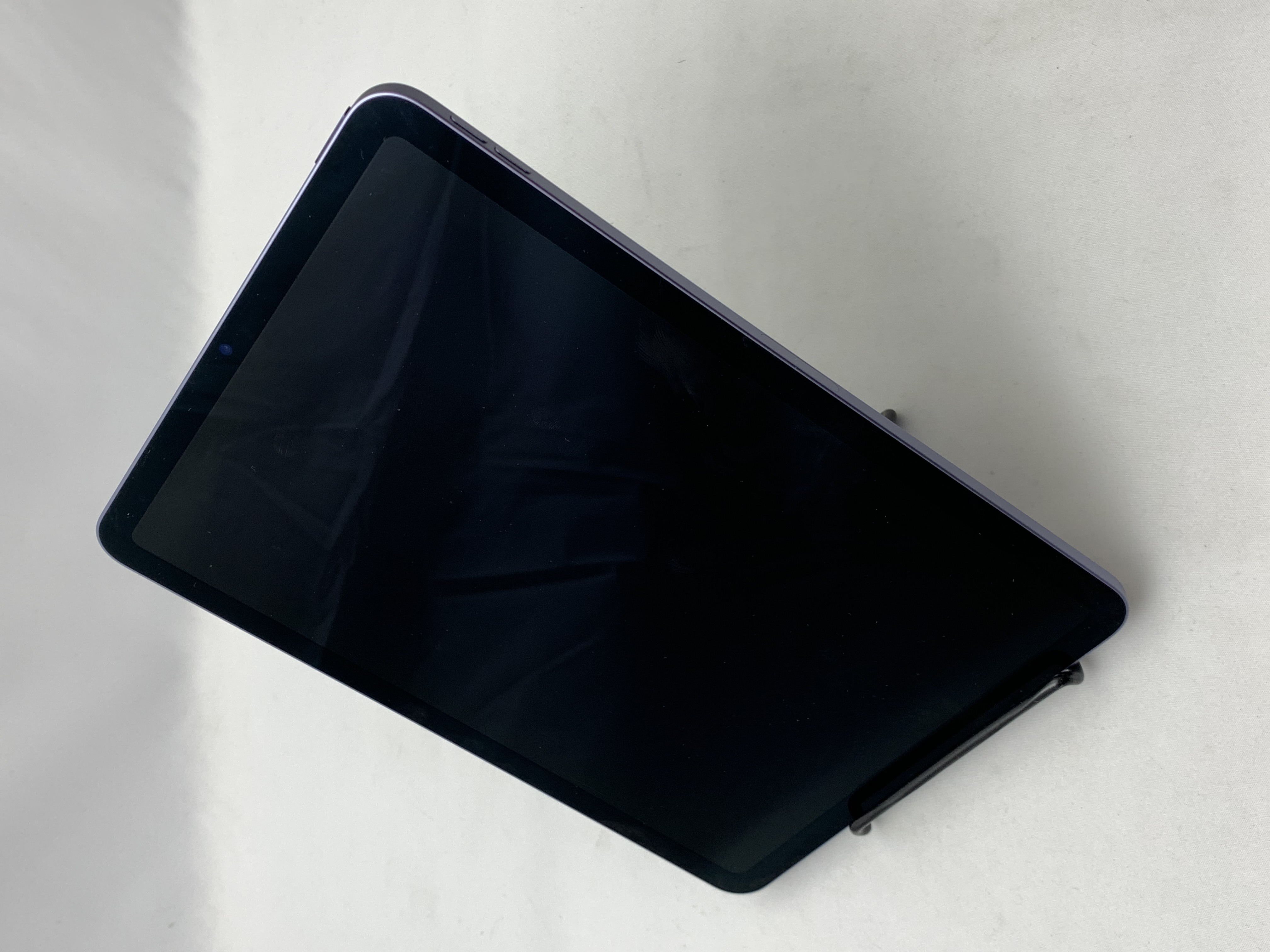 【中古：Bランク】Apple iPad Air 10.9インチ 第5世代(2022) Wi-Fiモデル 256GB  MME63J/A パープル【30日返金保証】