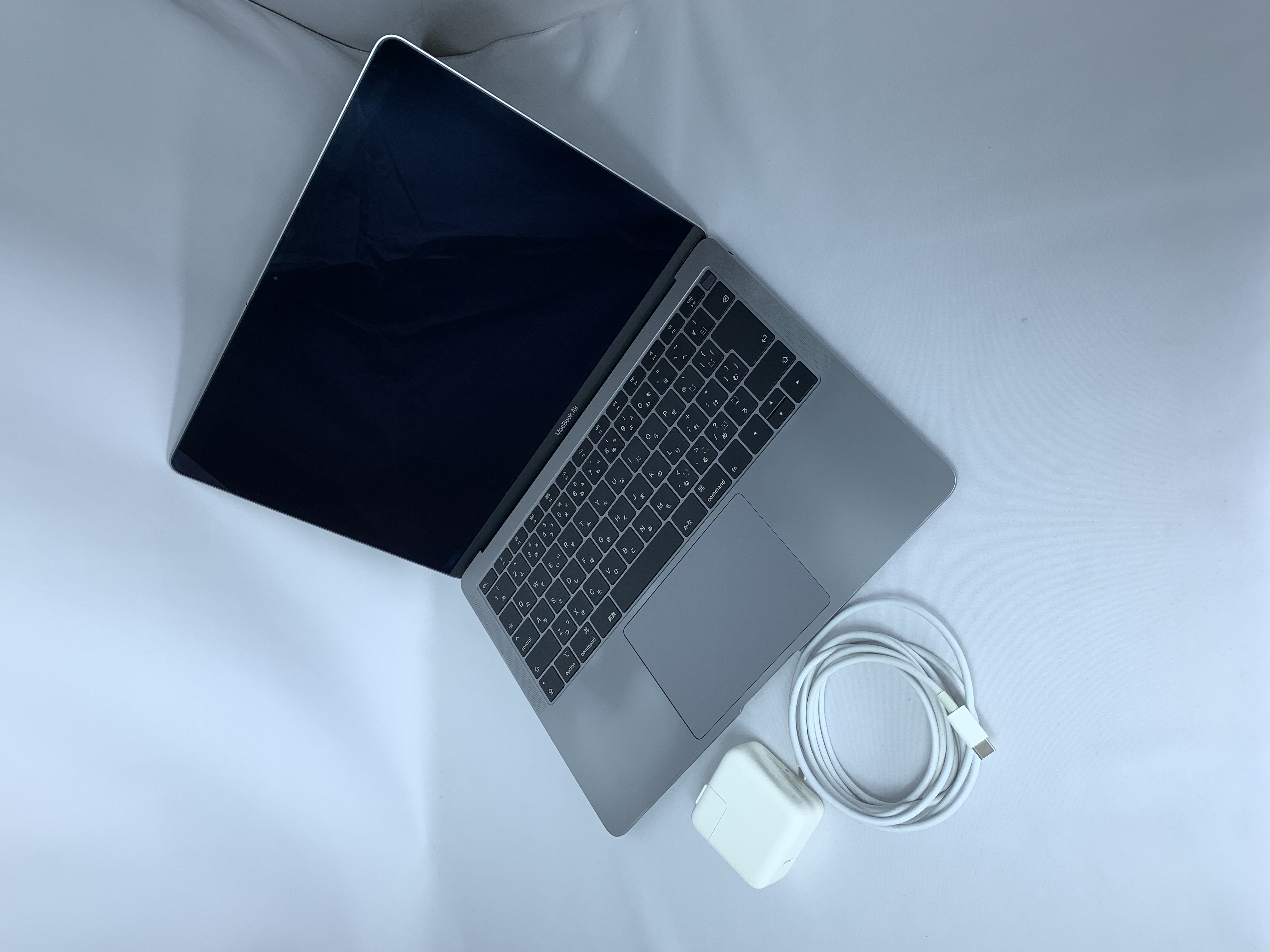 【中古：Bランク】Apple MacBook Air (2019) Retinaディスプレイ 1600/13.3 MVFJ2J/A [スペースグレイ]【30日返金保証】