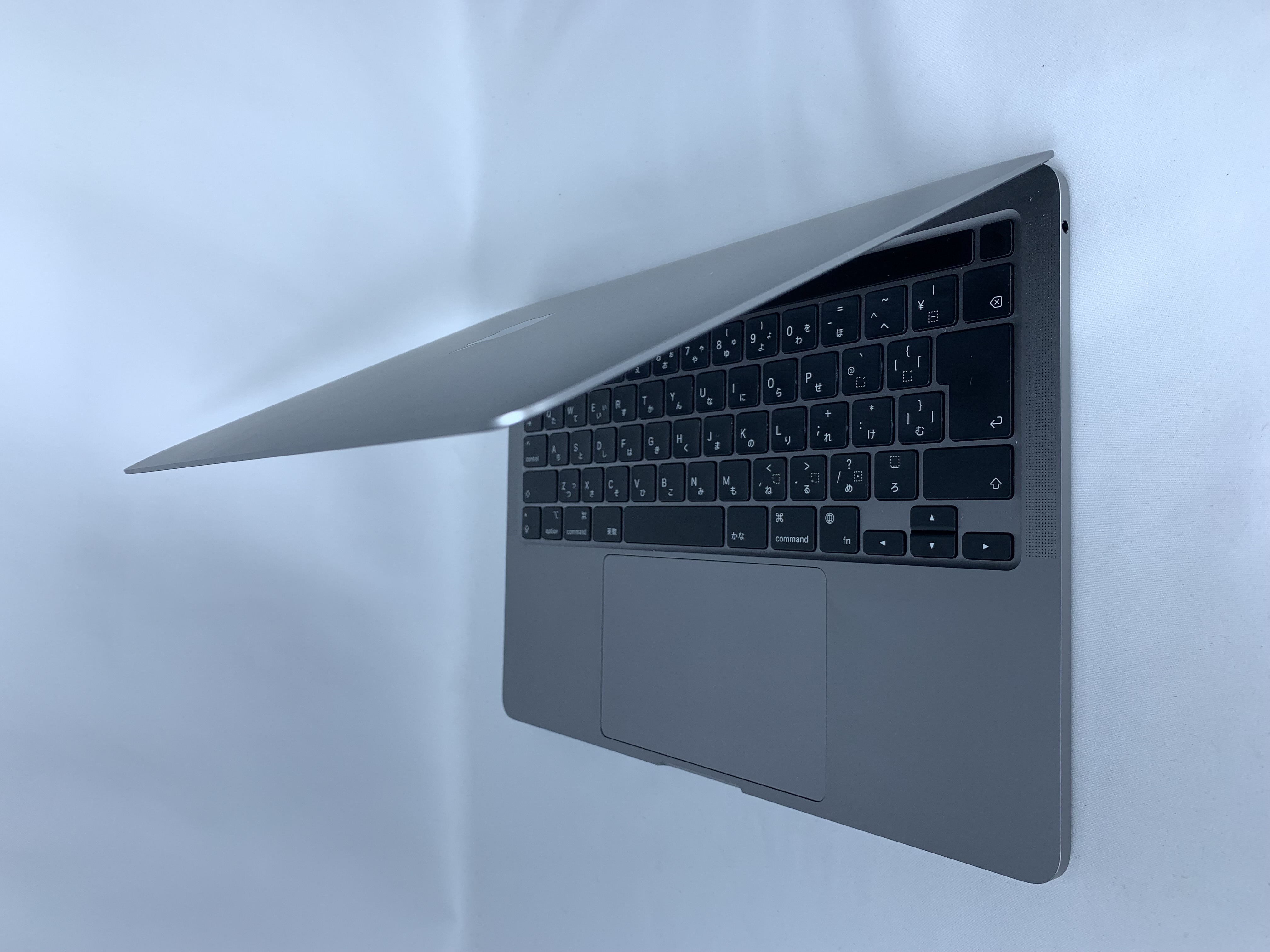 【中古：Bランク】Apple MacBook Pro M2(2022年) Retinaディスプレイ 13.3インチ MNEH3J/A [スペースグレイ]【30日返金保証】