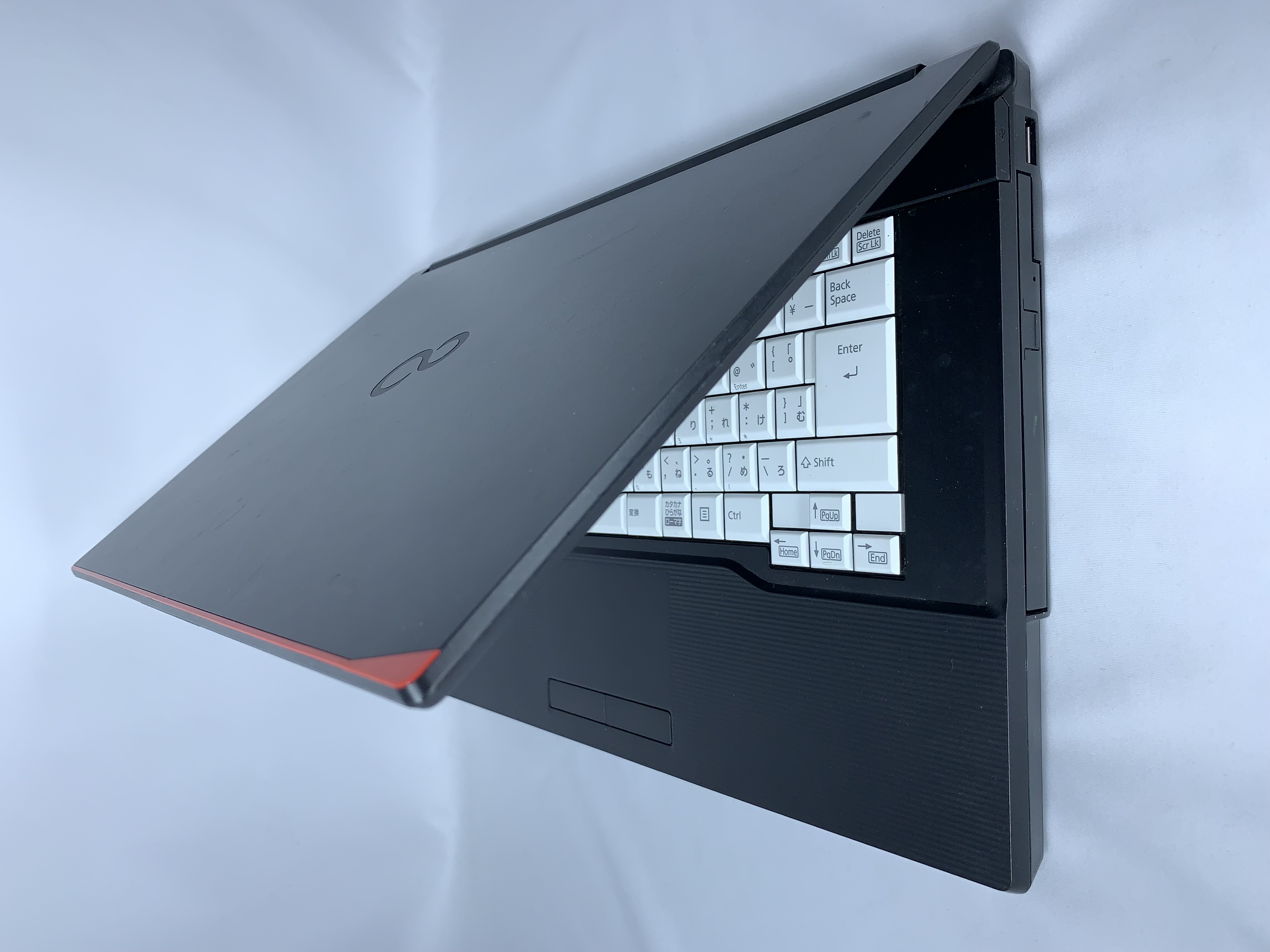 【中古：Cランク】【整備済品】FUJITSU LIFEBOOK A749/A(30日間保証）