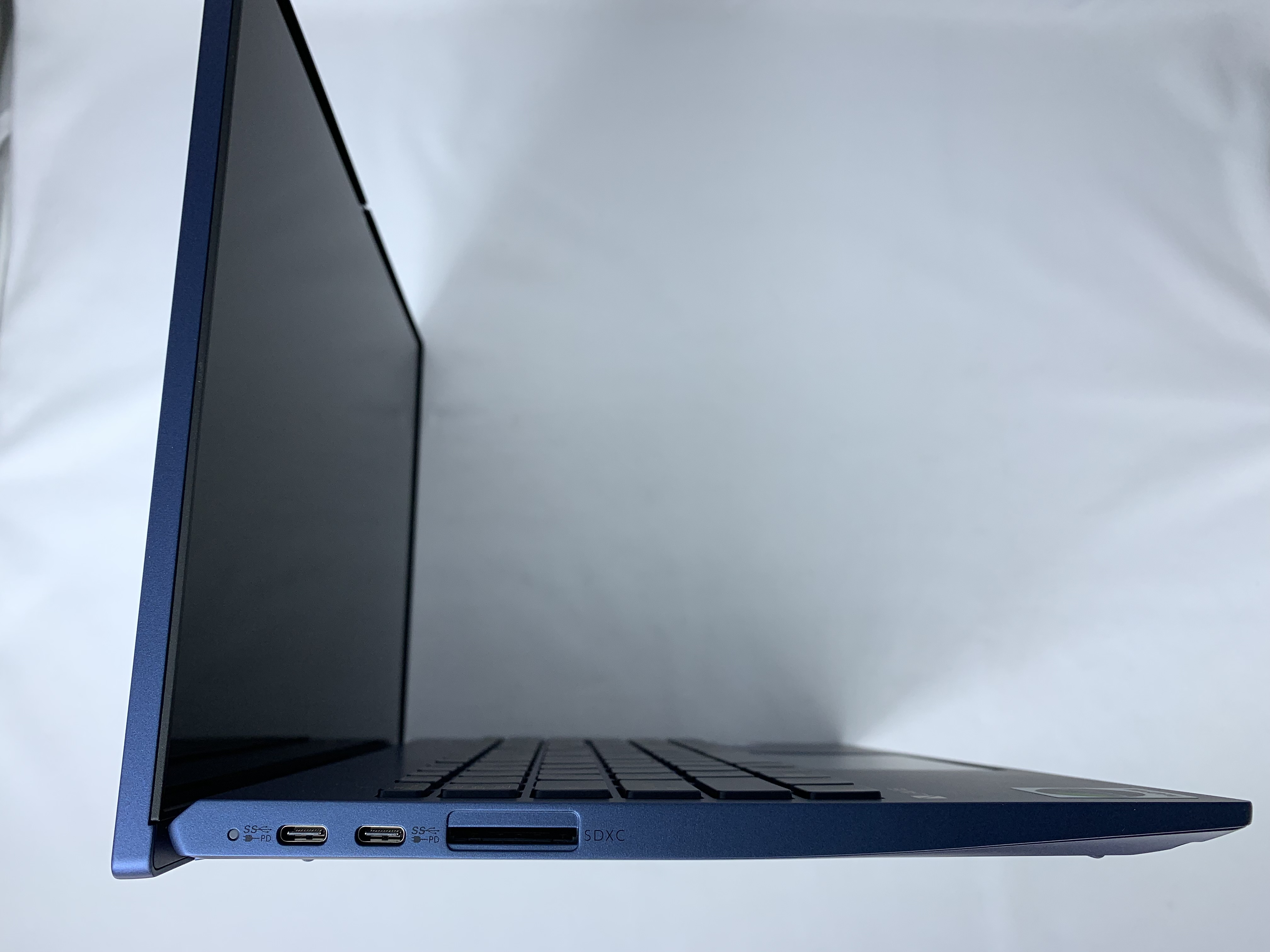 【中古：Sランク】NECリフレッシュPC 2024年春モデル  PC-N1355HAL-J【１年保証付き】