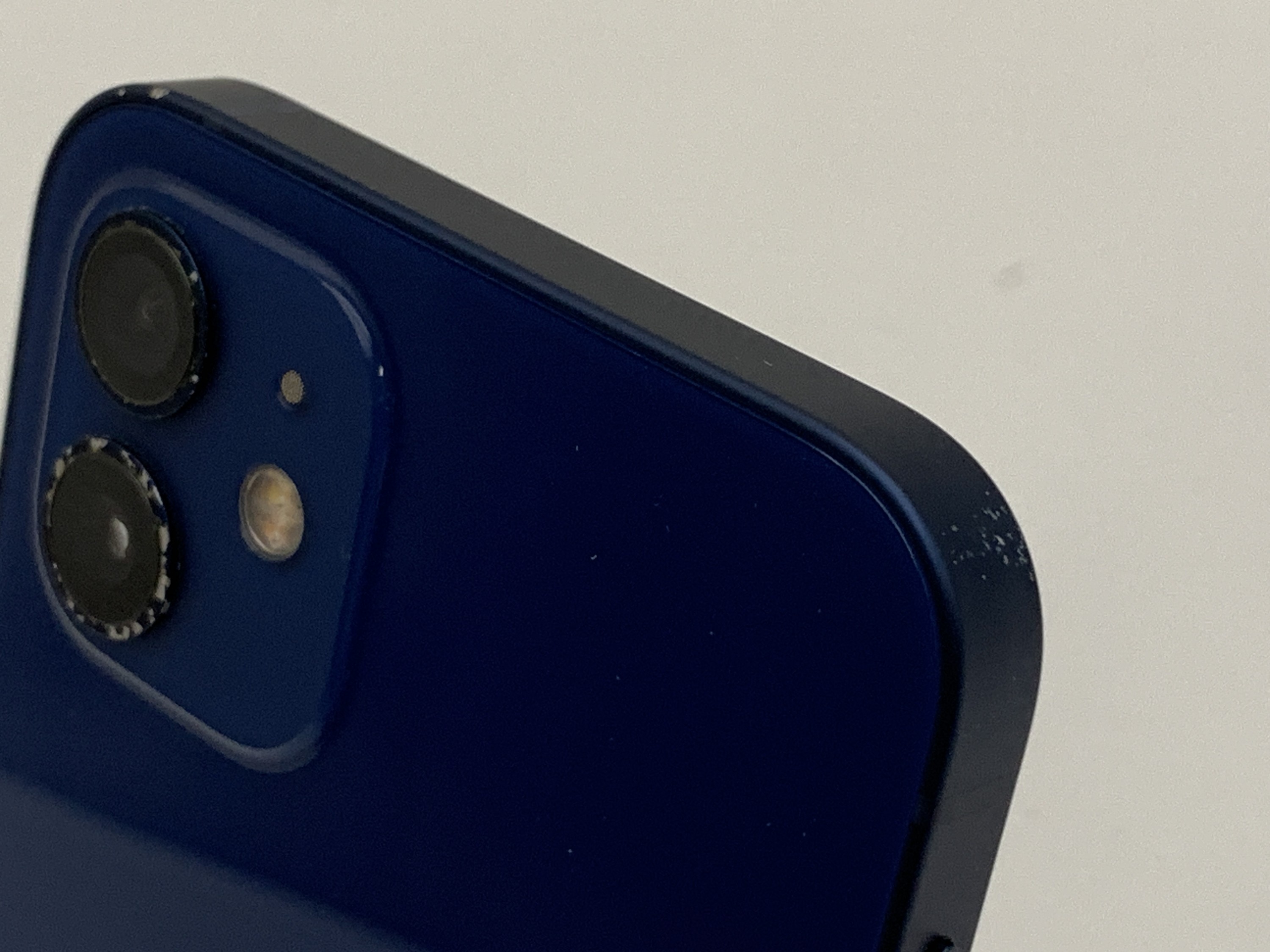 【中古：Cランク】【キズあり】iPhone 12 64GB ブルー SIMロック解除済【30日返金保証】【赤ロム保証付き】