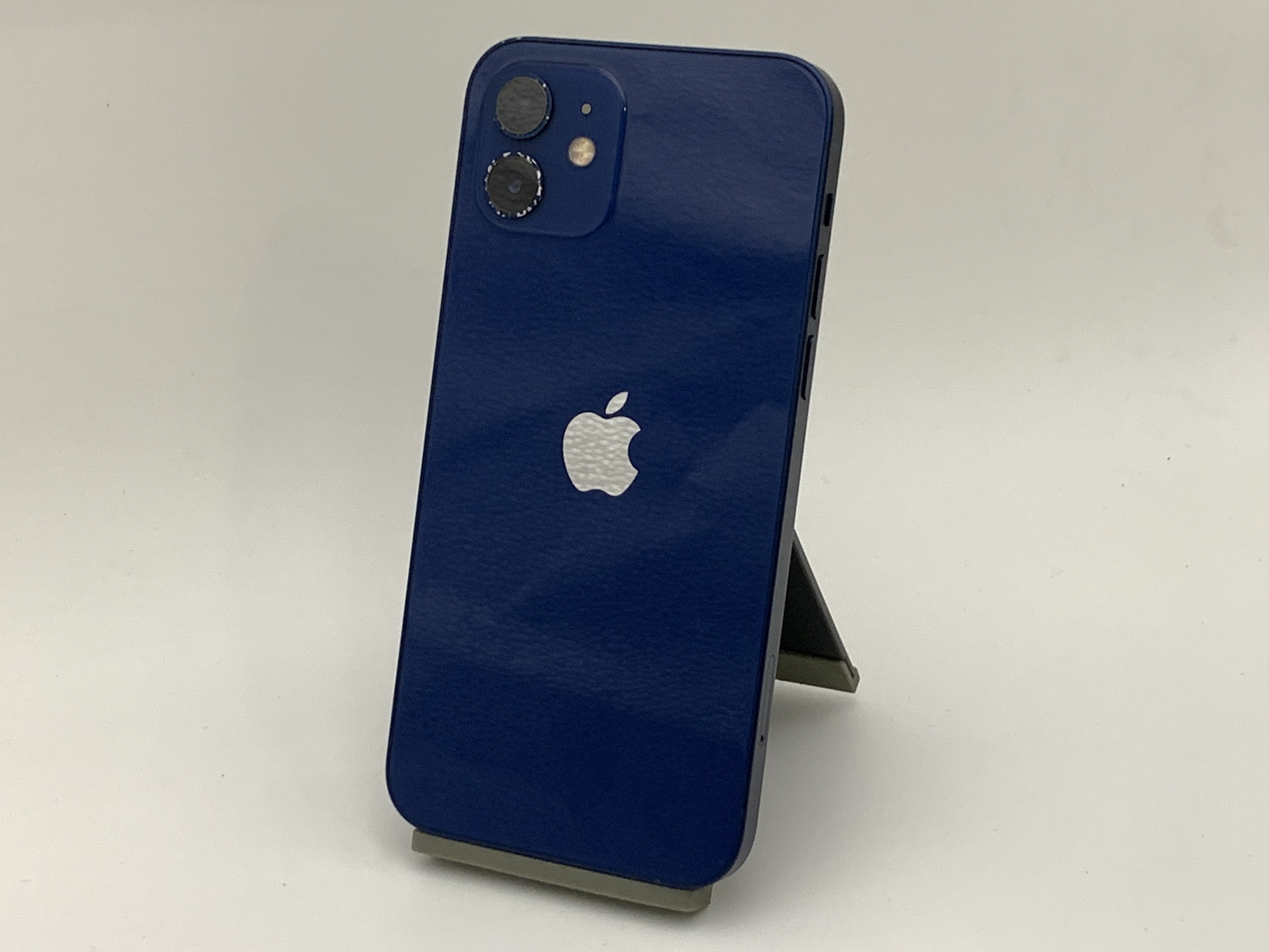 【中古：Cランク】【キズあり】iPhone 12 64GB ブルー SIMロック解除済【30日返金保証】【赤ロム保証付き】