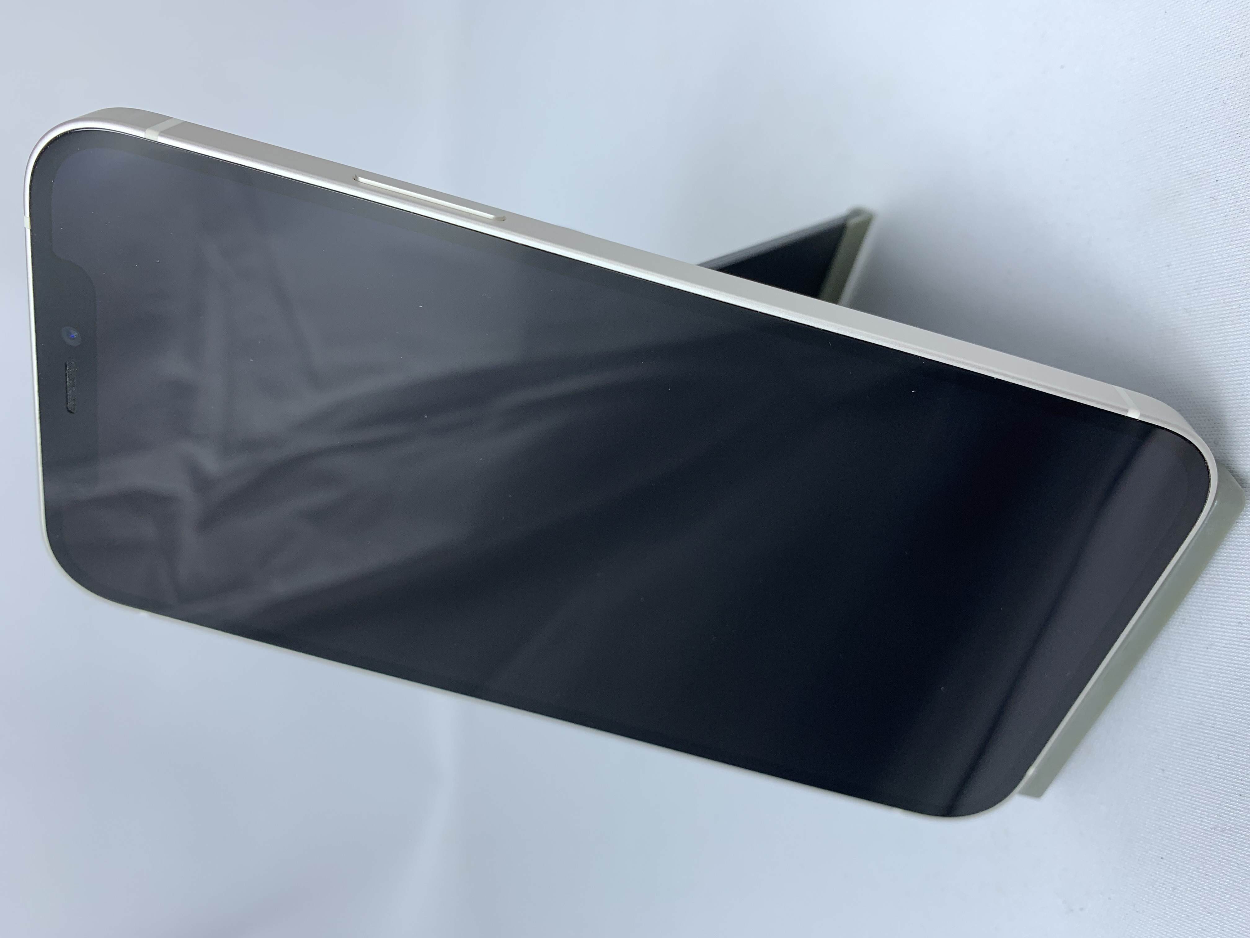 【中古・バッテリー劣化】iPhone 12 64GB simロック解除済 中古・バッテリー劣化】iPhone 12 64GB simロック解除済 iPhone