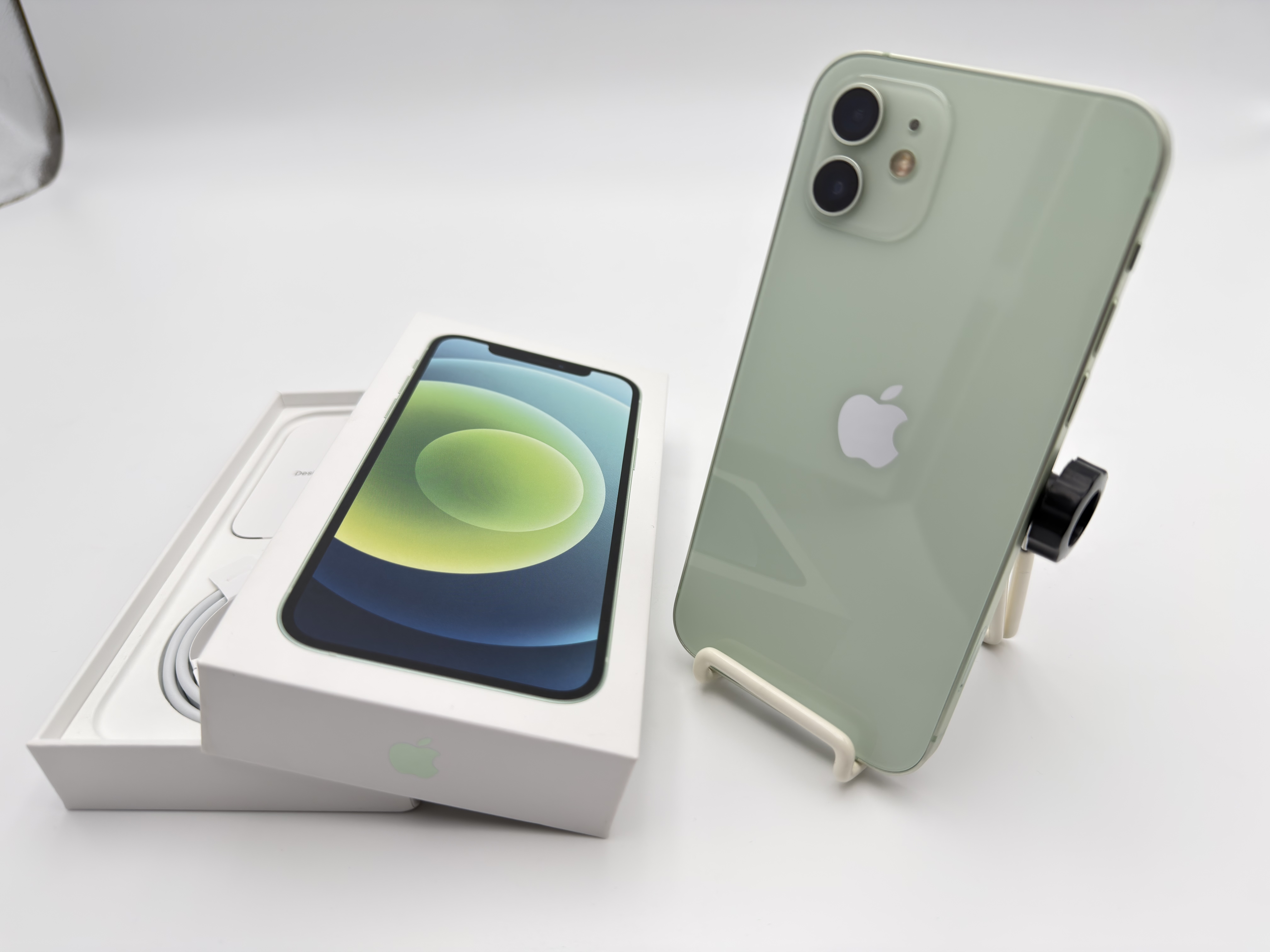 【中古：Cランク】【フレームヘコミあり】iPhone 12 128GB グリーン simロック解除済【30日返金保証】【赤ロム保証付き】
