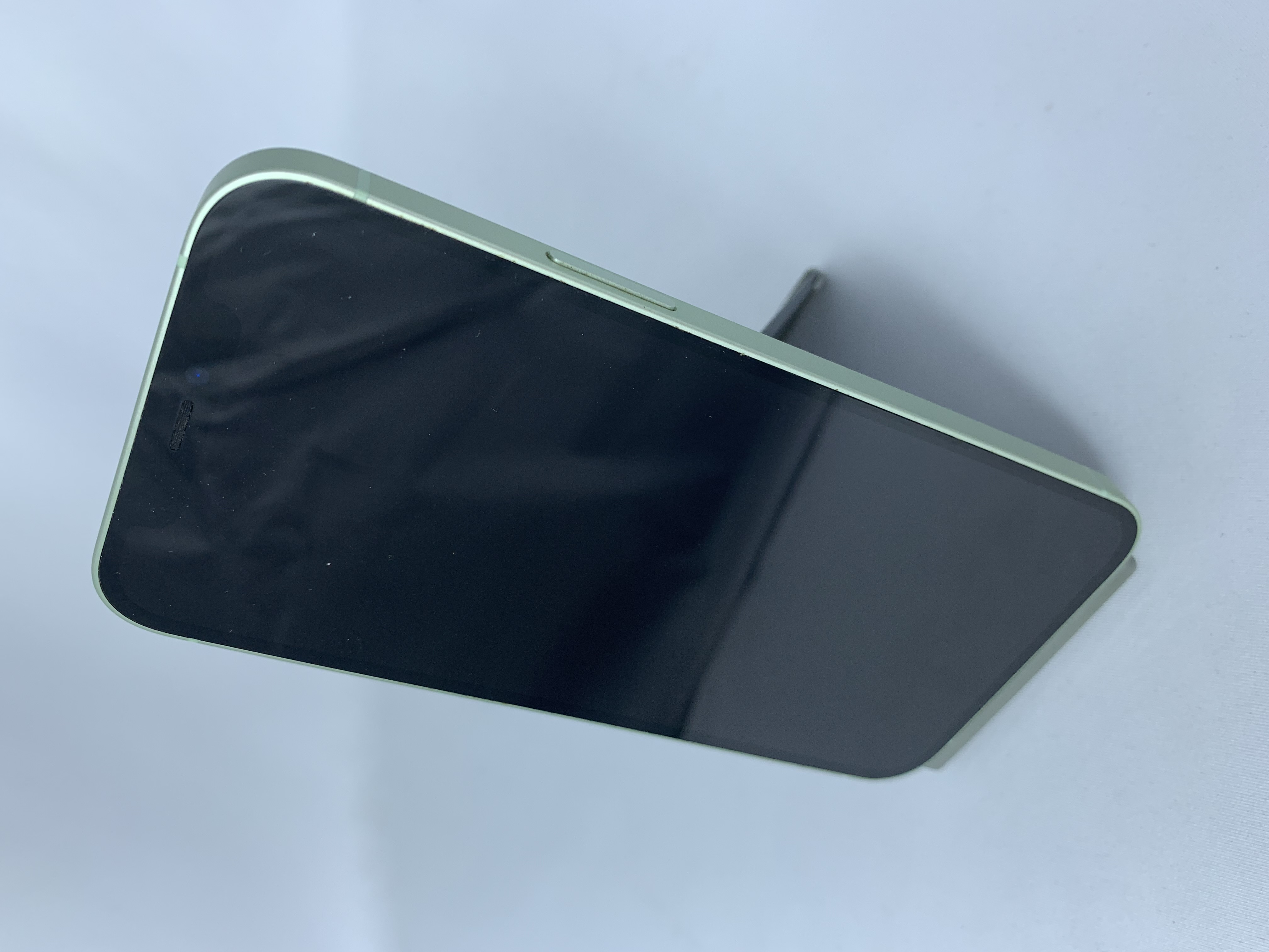 【中古：Bランク】iPhone 12 128GB グリーン simロック解除済【30日返金保証】【赤ロム保証付き】