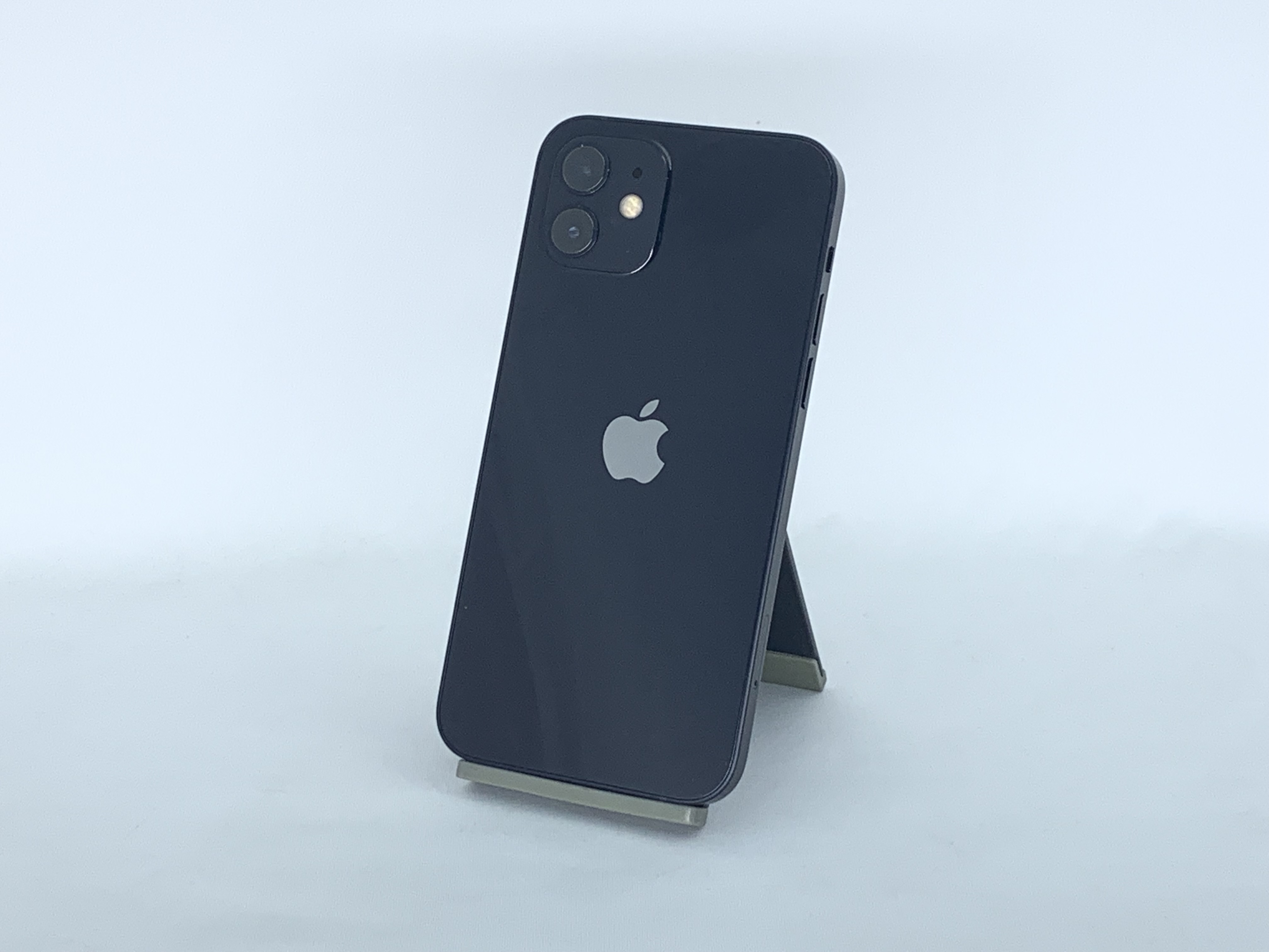 【中古：Bランク】iPhone 12 128GB ブラック simロック解除済【30日返金保証】【赤ロム保証付き】