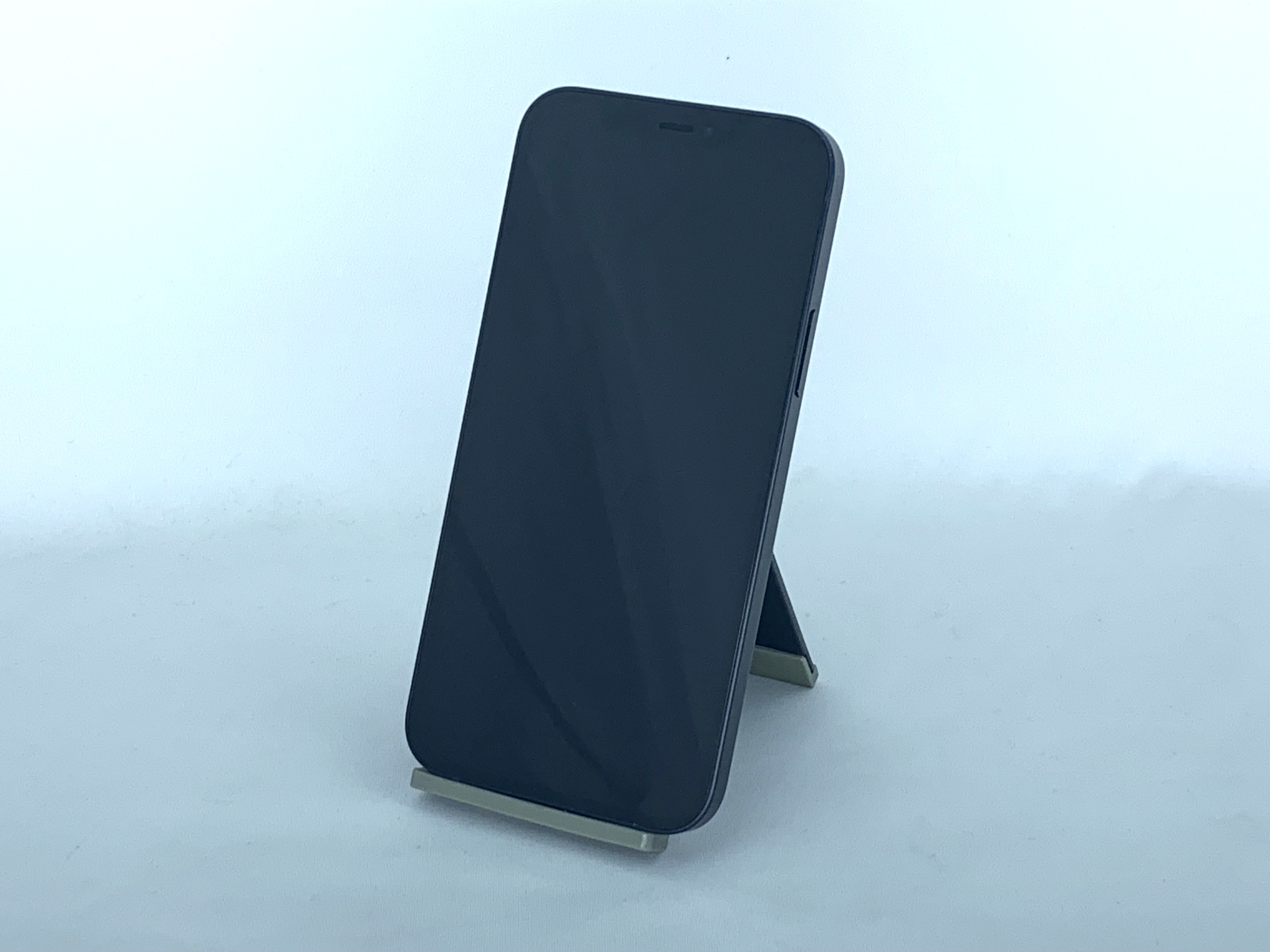 【中古：Bランク】iPhone 12 128GB ブラック simロック解除済【30日返金保証】【赤ロム保証付き】