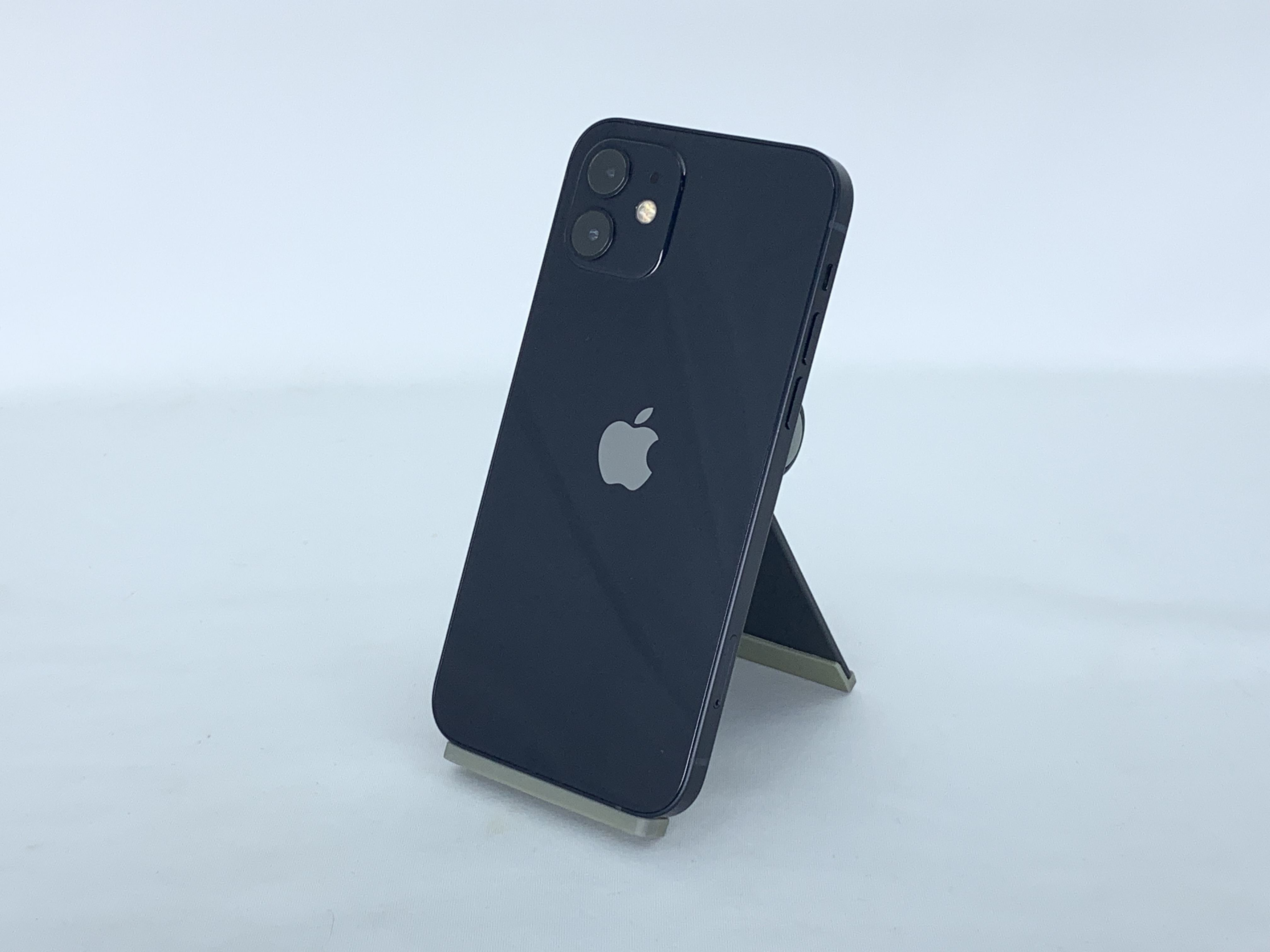 【中古：Bランク】iPhone 12 256GB ブラック simロック解除済【30日返金保証】【赤ロム保証付き】