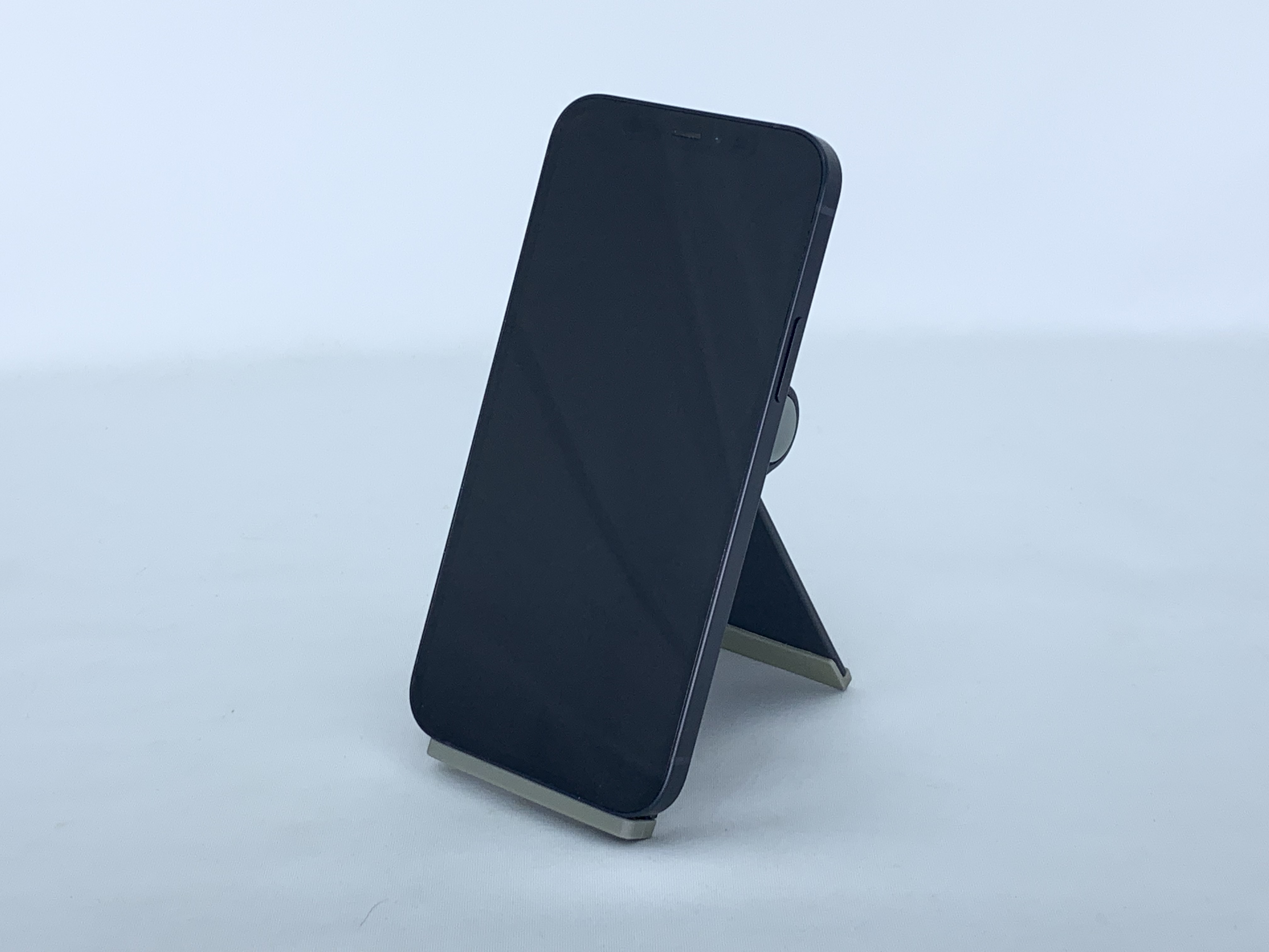 【中古：Bランク】iPhone 12 256GB ブラック simロック解除済【30日返金保証】【赤ロム保証付き】