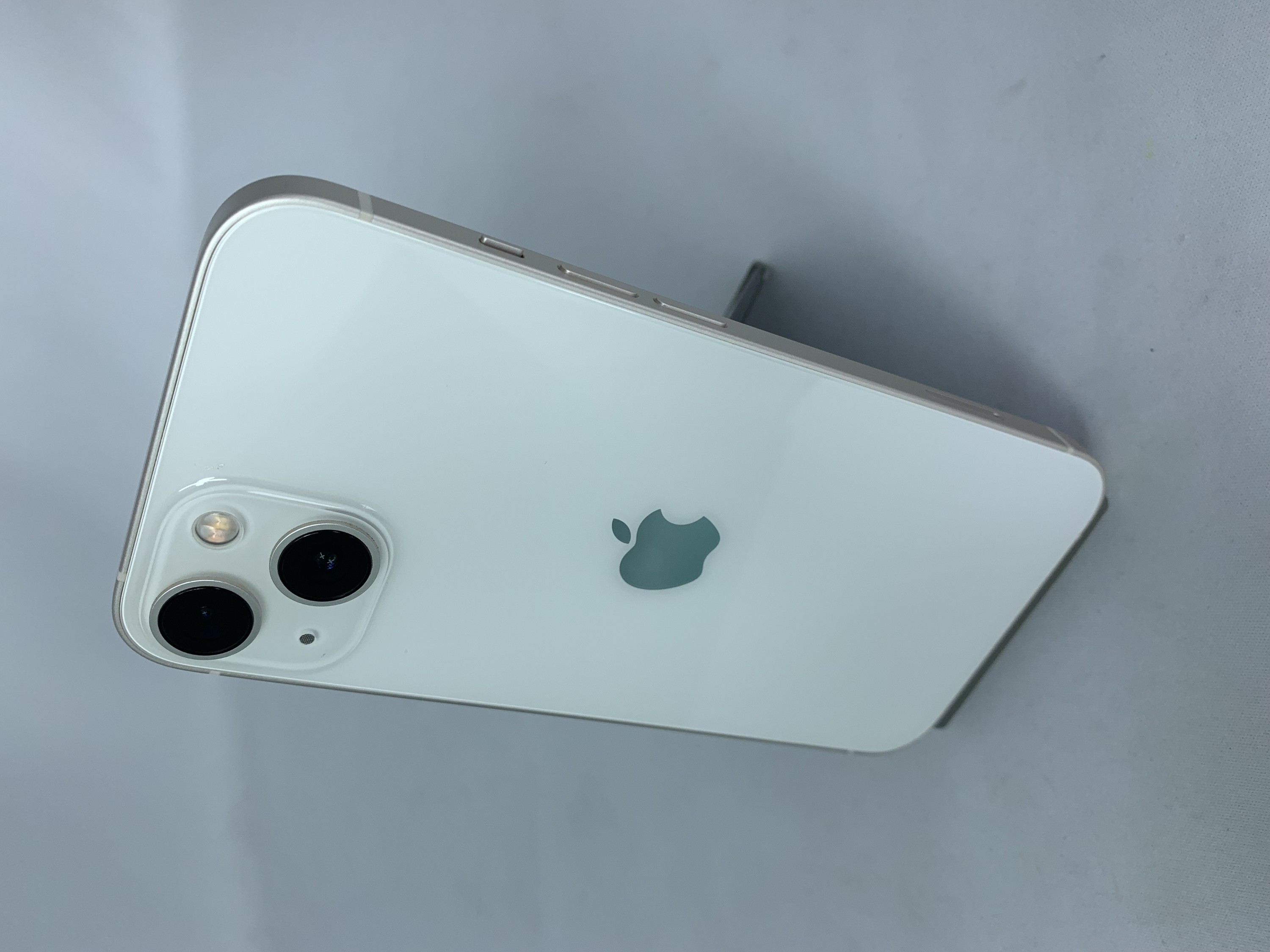 【中古：Cランク】【バッテリー劣化】iPhone 13 128GB スターライト SIMロック無し【30日返金保証】【赤ロム保証付き】