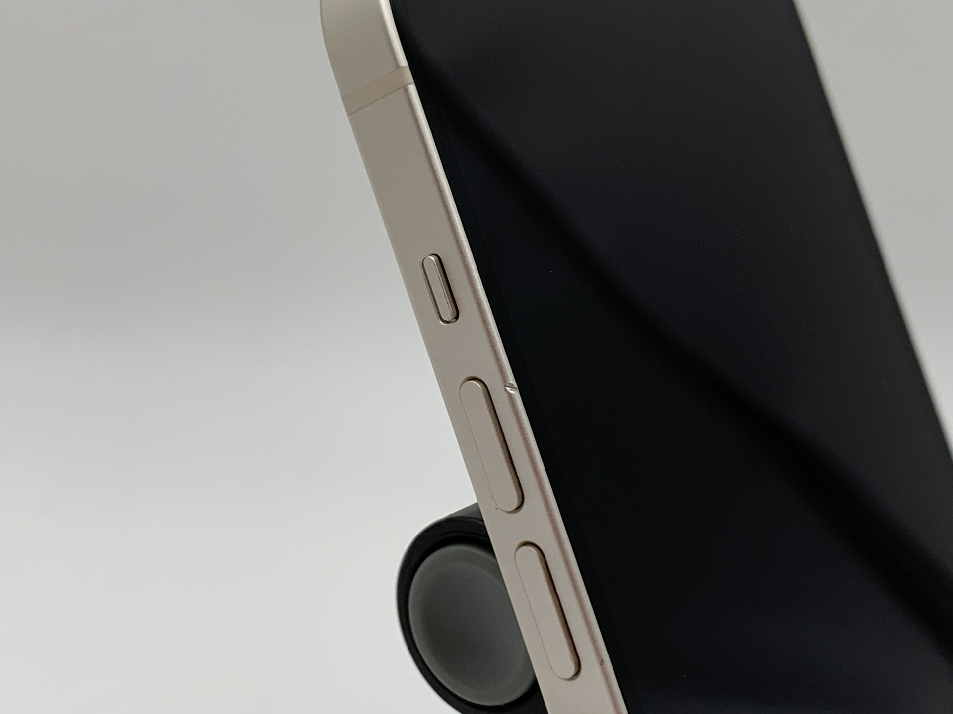 【中古：Cランク】【バッテリー劣化】【キズあり】iPhone 13 256GB スターライト SIMロックなし【30日返金保証】【赤ロム保証付き】