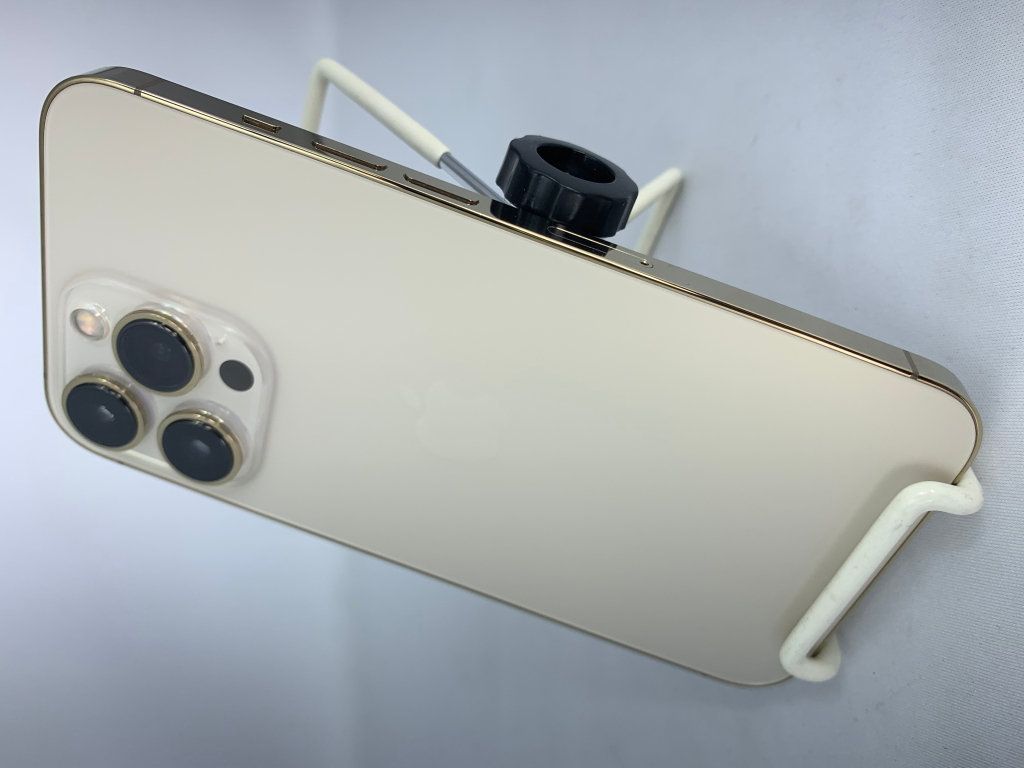 【中古：Cランク】【バッテリー劣化】iPhone 13 Pro 256GB ゴールド simロック解除済【30日返金保証】【赤ロム保証付き】