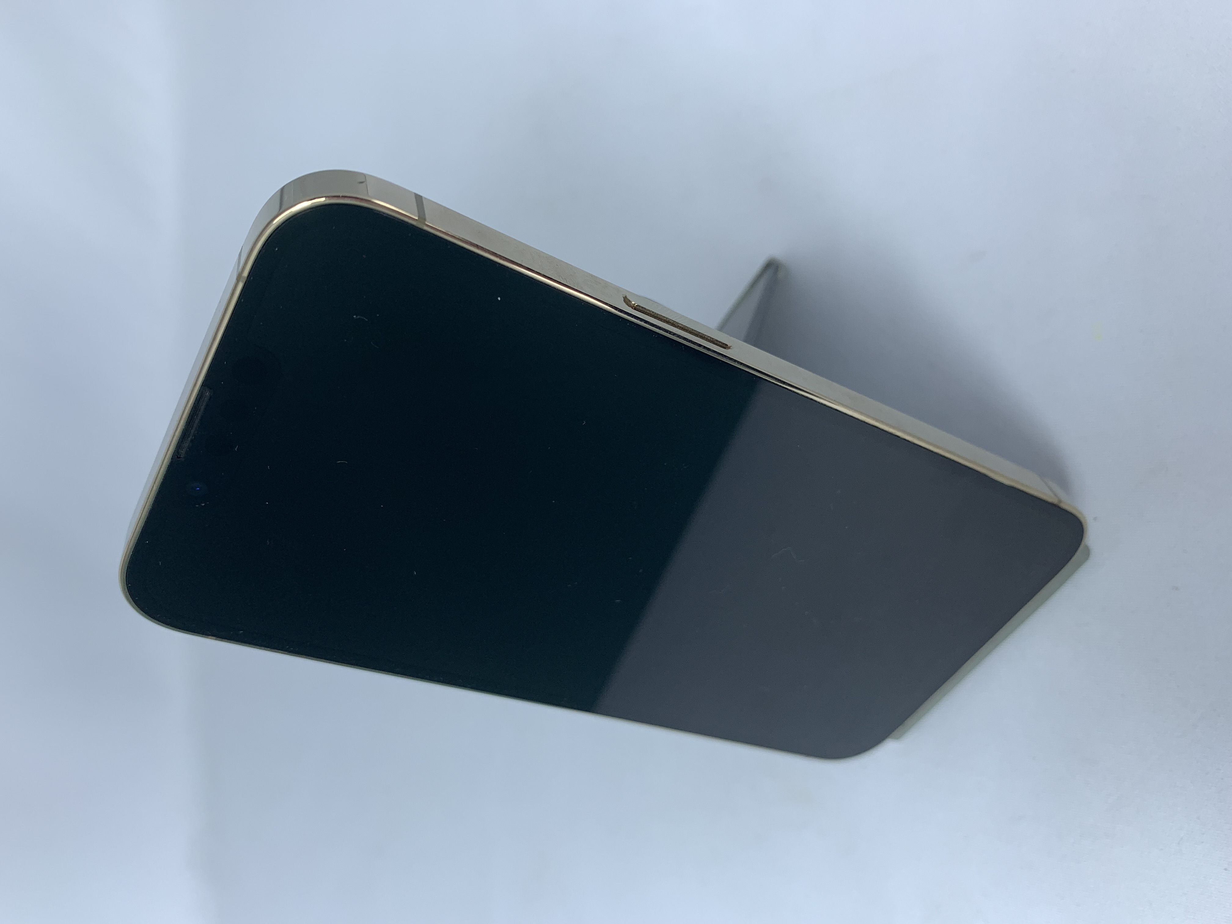 【中古：Bランク】iPhone 13 Pro 256GB ゴールド simロック解除済【30日返金保証】【赤ロム保証付き】