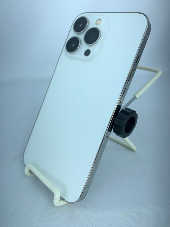 【中古：Cランク】【バッテリー劣化】iPhone 13 Pro 256GB シルバー simロック解除済【30日返金保証】【赤ロム保証付き】