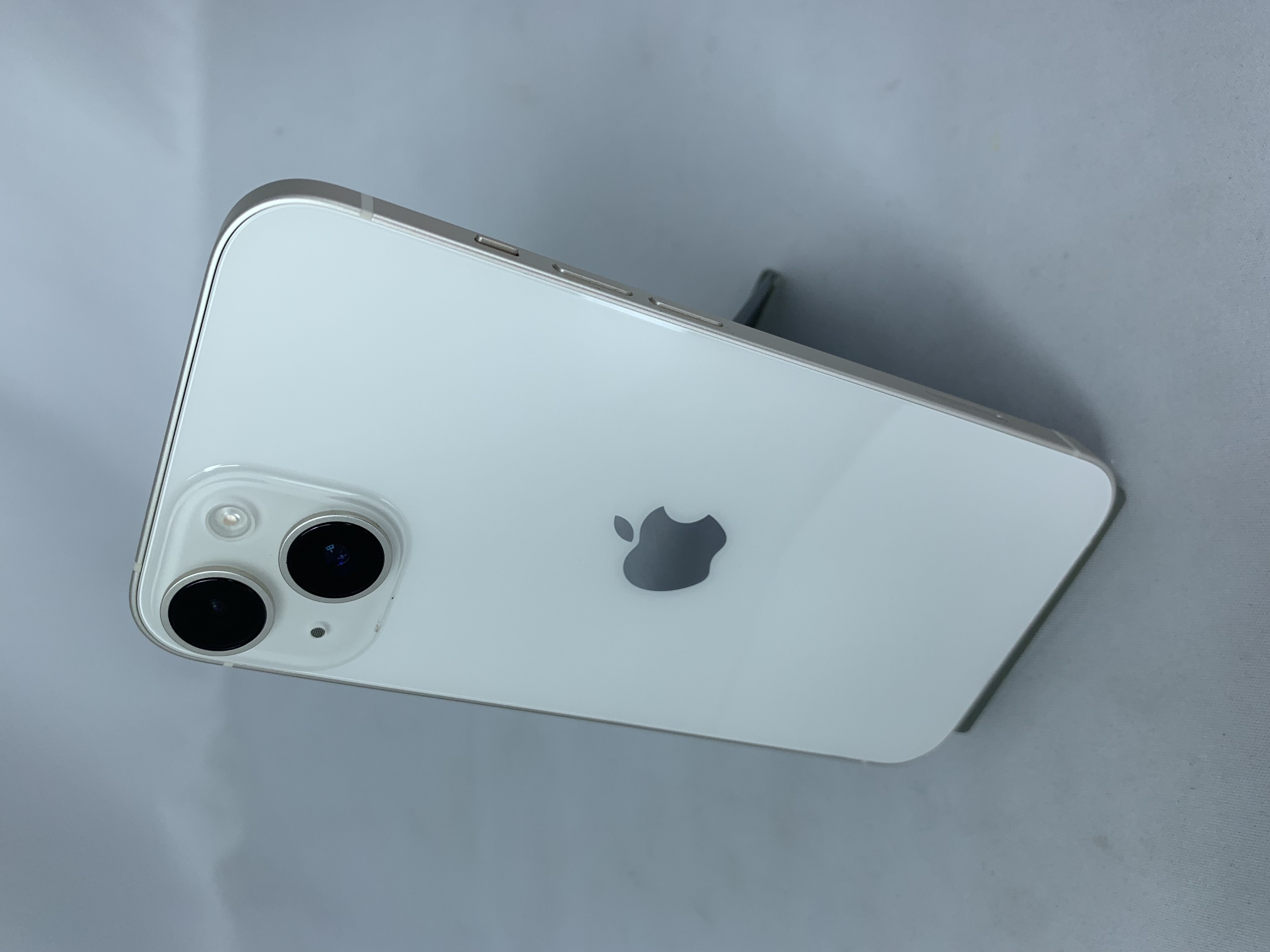 【中古：Bランク】iPhone 14 128GB スターライト Simロック解除済【30日返金保証】【赤ロム保証付き】